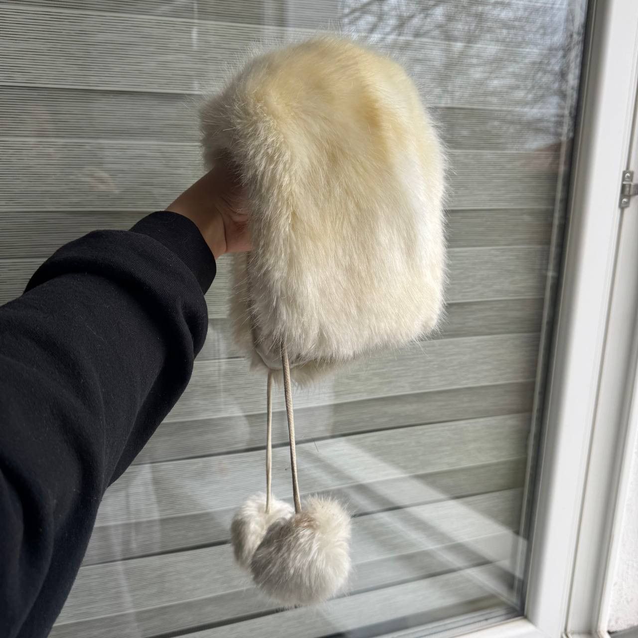 Japanese Brand Japanese Fur Ushanka White Y2K Trapper Fuzzy Goth Hat Size ONE SIZE - 1 Thumbnail