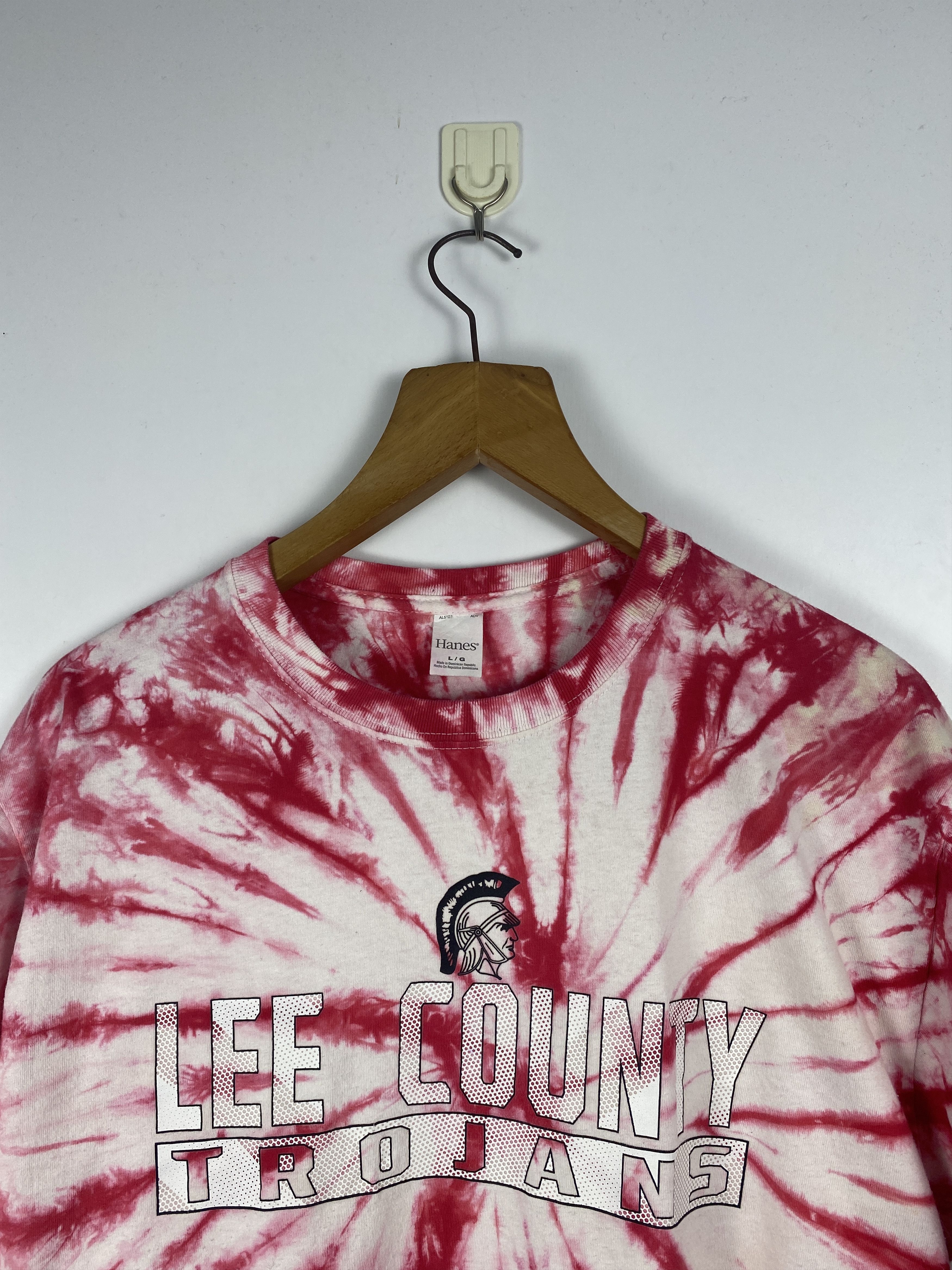 Hanes Vintage Tie Dye Lee County Trojans Short Sleeve Tshirt T0001 Size US L / EU 52-54 / 3 - 2 Thumbnail