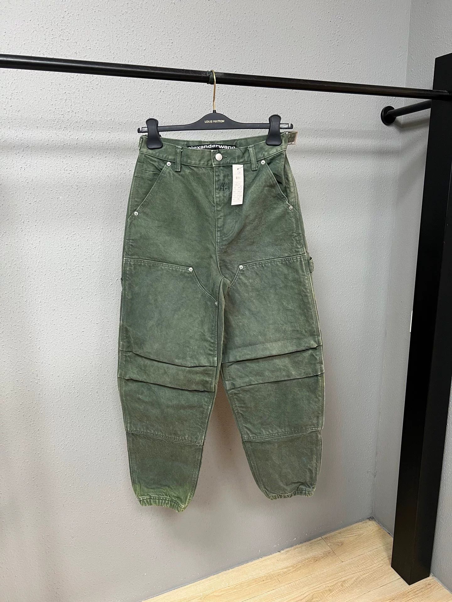 Alexander Wang Alexander Wang Green Cargo Pants Size 25" / US 0 / IT 36 - 1 Thumbnail