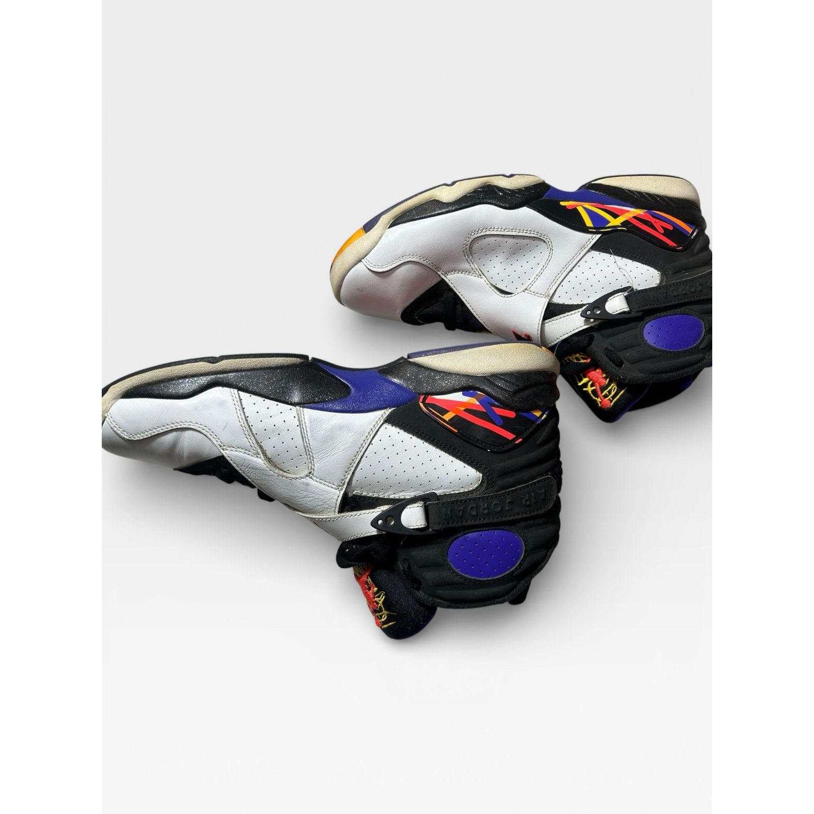Jordan Brand Air Jordan 8 Retro Three Peat White Purple Sz 10 305381-142 Size US 10 / EU 43 - 6 Thumbnail