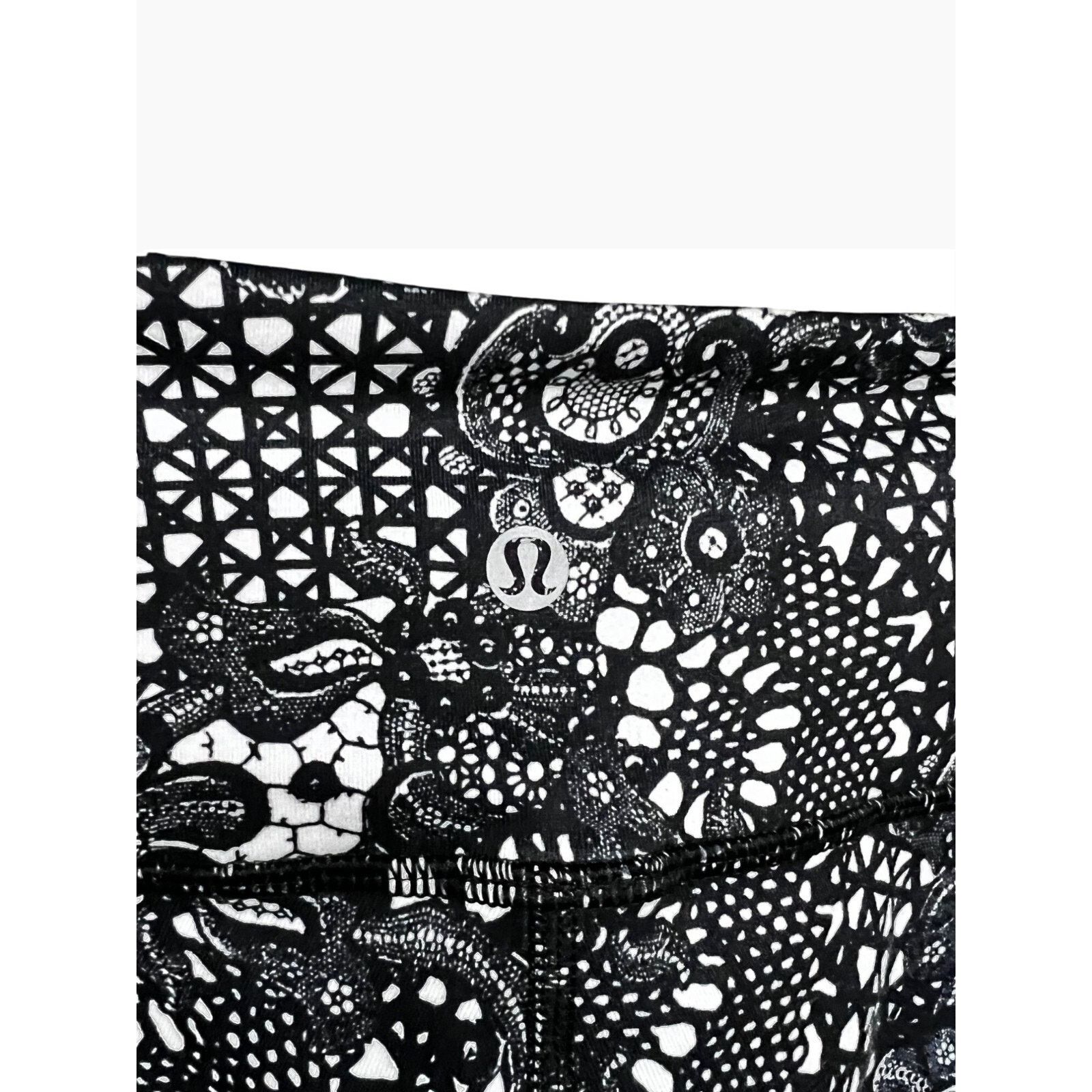Lululemon Lululemon Wunder Under Crop III Leggings Pretty Lace Sz 4 Size 25" / US 0 / IT 36 - 10 Thumbnail