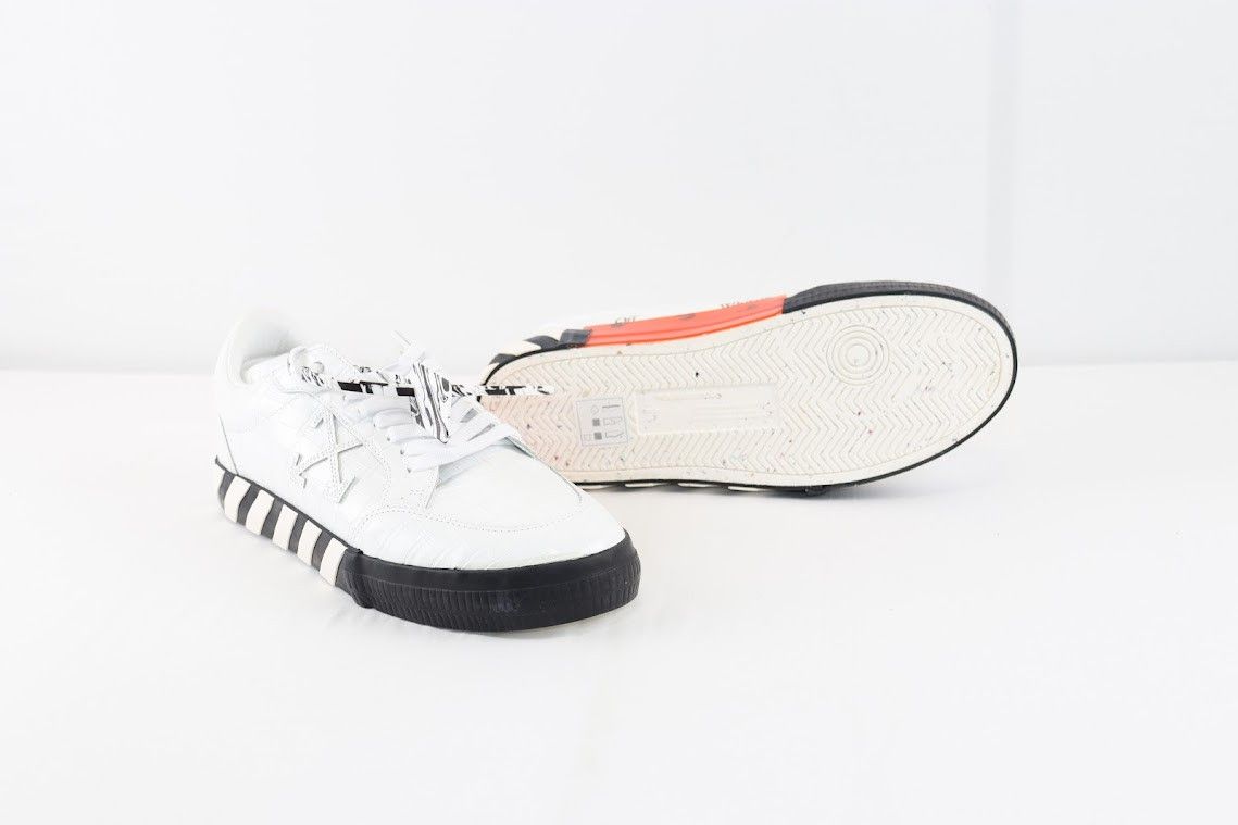 Off-White o1rshd1 Q:2 / New Low Vulcanized Sneaker in White/Beige Size US 9 / EU 42 - 7 Thumbnail