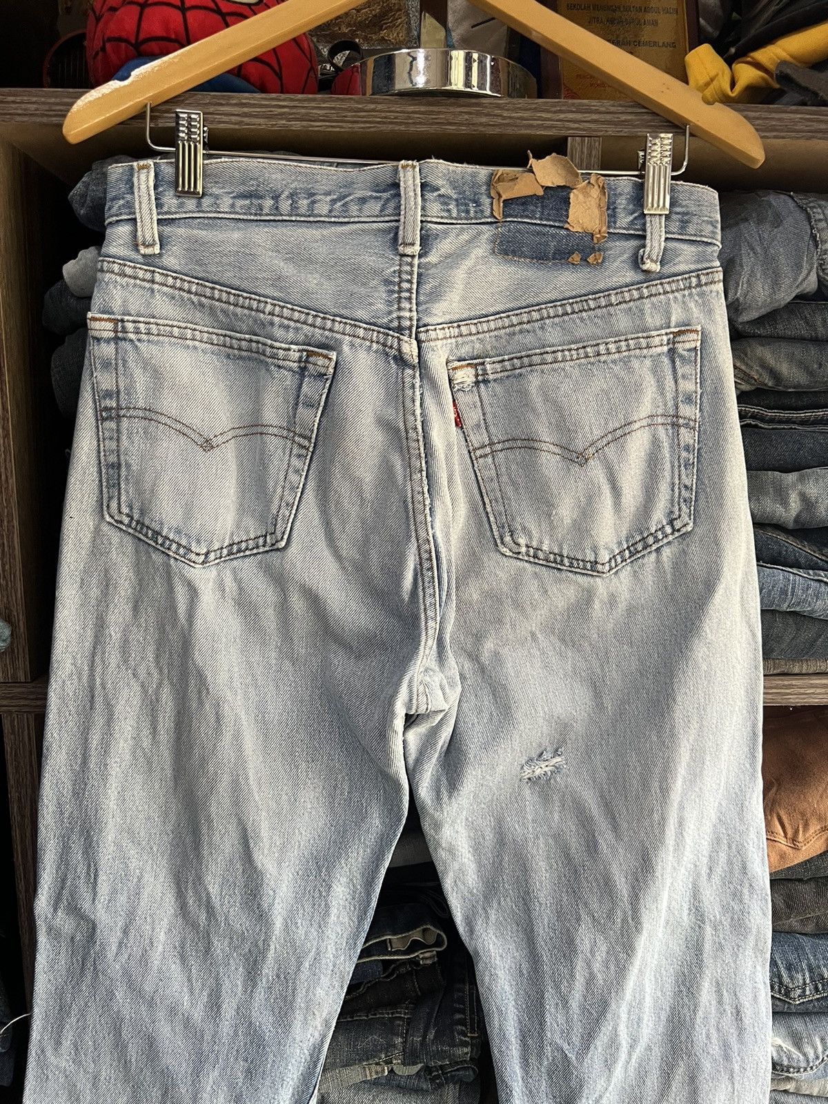 Levi's Vintage Clothing 🔥Vintage Levis 501 Button 532 Distressed Denim Size US 31 - 11 Thumbnail