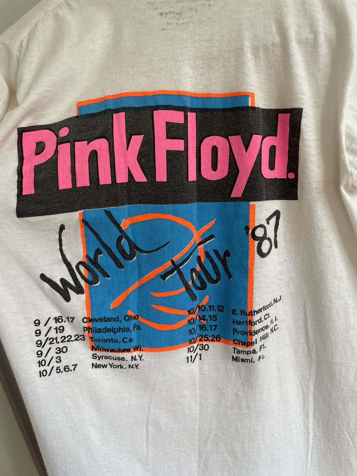 Pink Floyd ‘87 Pink Floyd Reeves Brothers Inc. Tour Tee Size US M / EU 48-50 / 2 - 4 Thumbnail