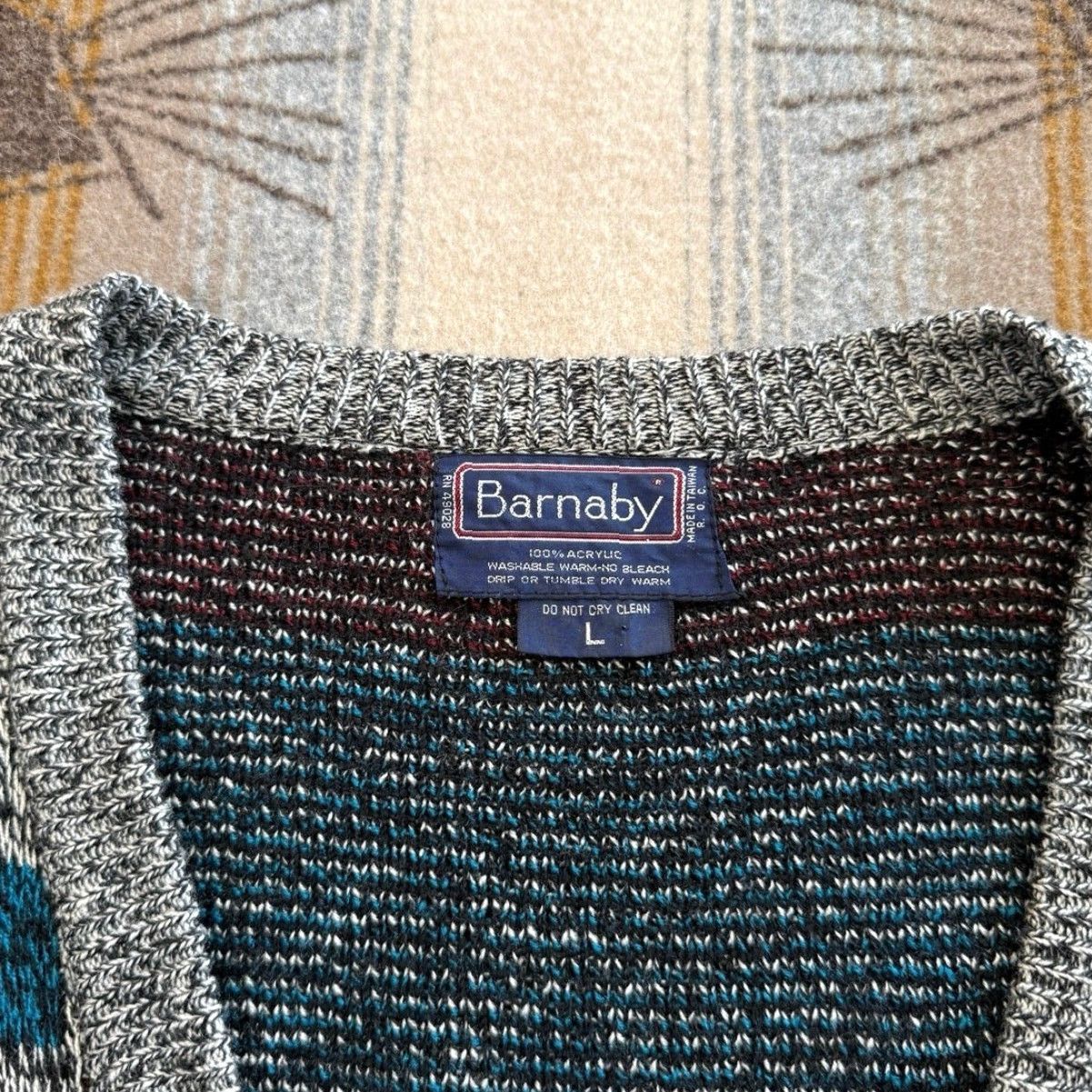 Vintage VINTAGE Barnaby Sweater Cardigan Knit 90s Grunge Kurt Cobain Size L Gray Mens Long Sleeve Acrylic Knit Regular Fit Size US L / EU 52-54 / 3 - 4 Thumbnail