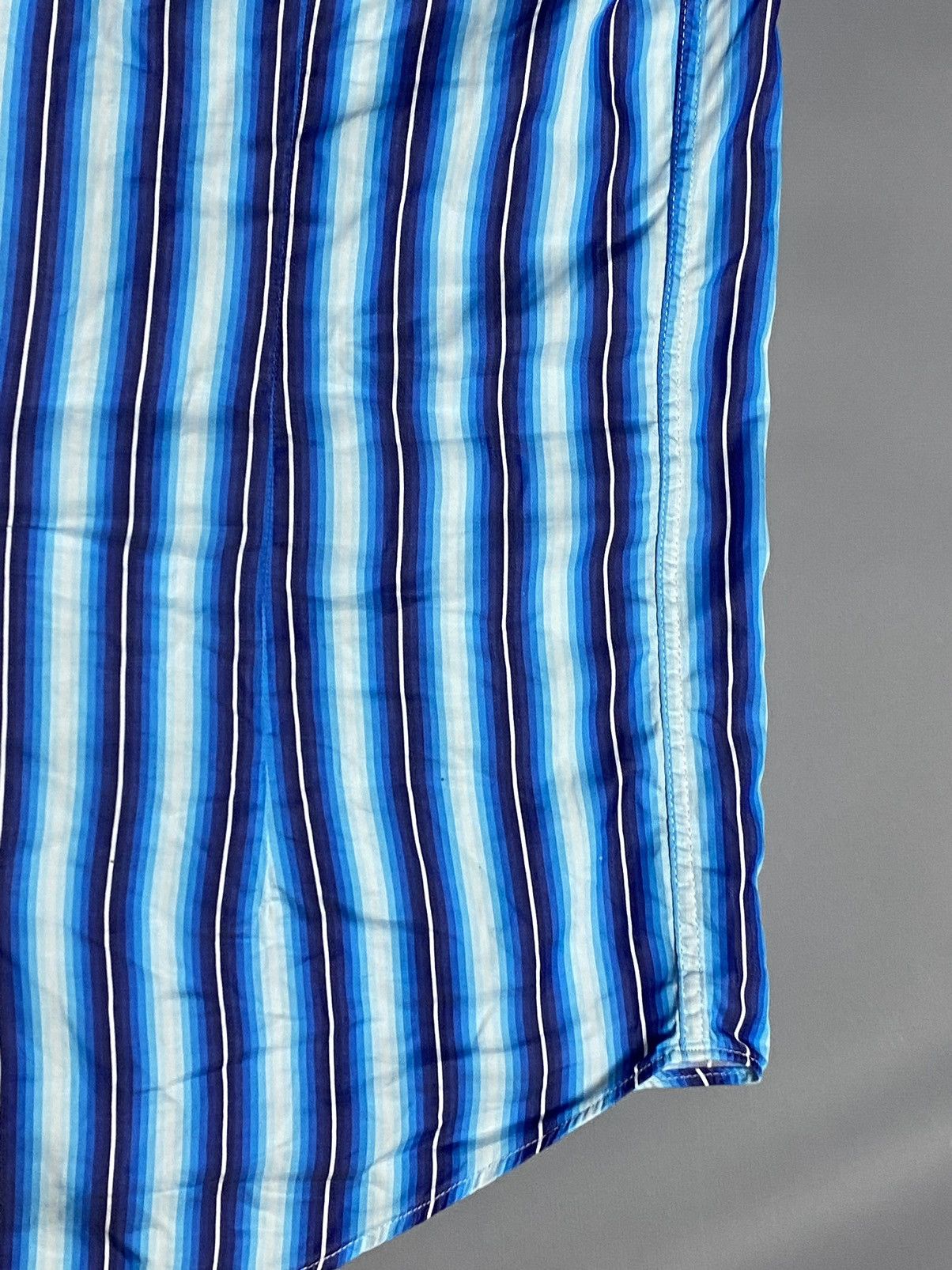 Etro Etro Mens Striped Cotton Dress Shirt Long Sleeve Italy Sz 41 Size US L / EU 52-54 / 3 - 20 Thumbnail