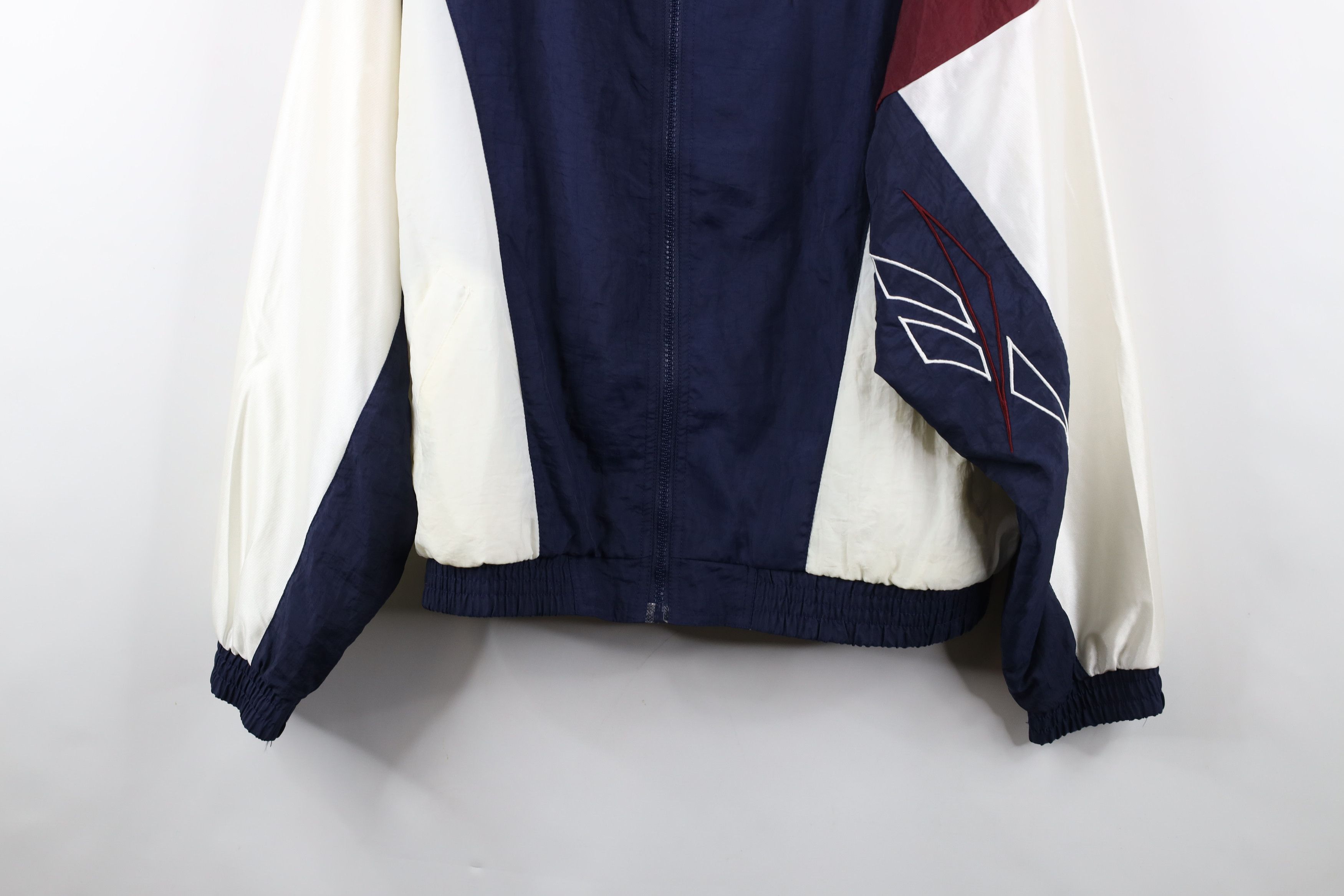 Reebok × Vintage Vintage 90s Reebok Big Logo Lined Windbreaker Jacket Coat Size US L / EU 52-54 / 3 - 3 Thumbnail