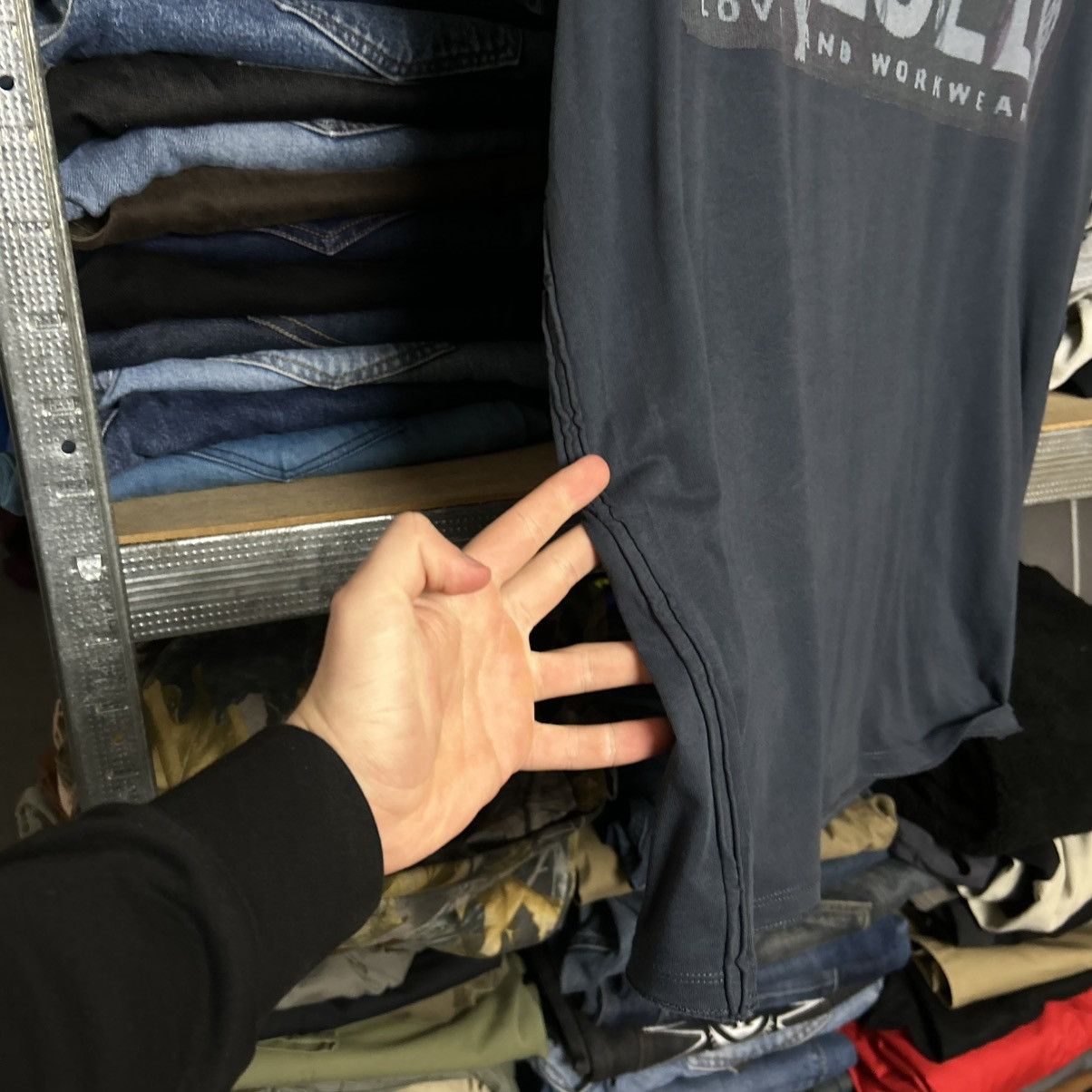 Diesel Mens Diesel Big Logo streetwear japanese y2k tee size M Size US M / EU 48-50 / 2 - 9 Thumbnail