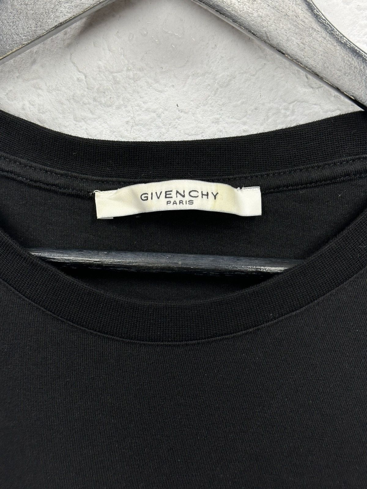 Givenchy Vintage Givenchy T-shirt Black Y2k Big Logo Size US M / EU 48-50 / 2 - 7 Thumbnail