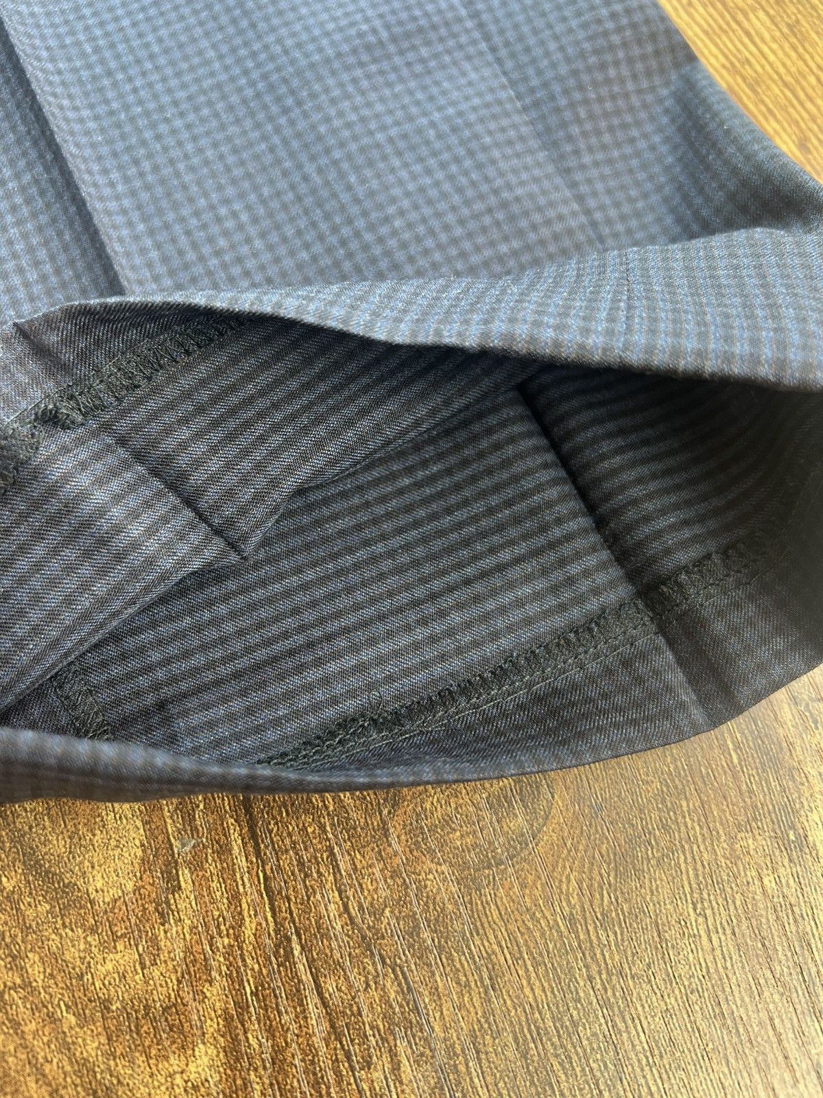 Canali Canali Charcoal Gray Micro-Check Wool Suit – 2-Piece Size 40L - 22 Thumbnail