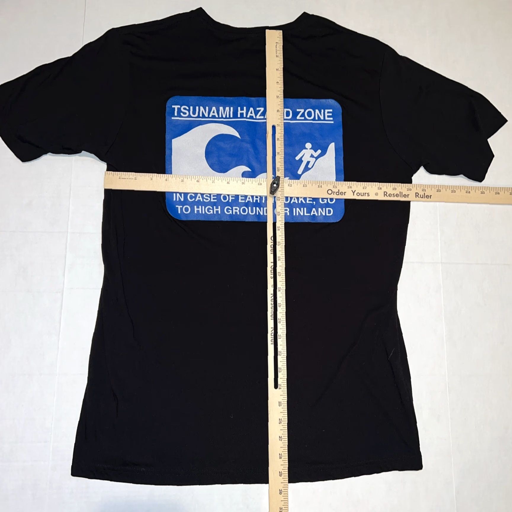 Hamilton Blame Laird Shirt Surfer XL Black Crew Neck Short Sleeve T-Shirt Graphic Print Men Outdoors Beach Tropical 90sStyle? Size US XL / EU 56 / 4 - 6 Thumbnail