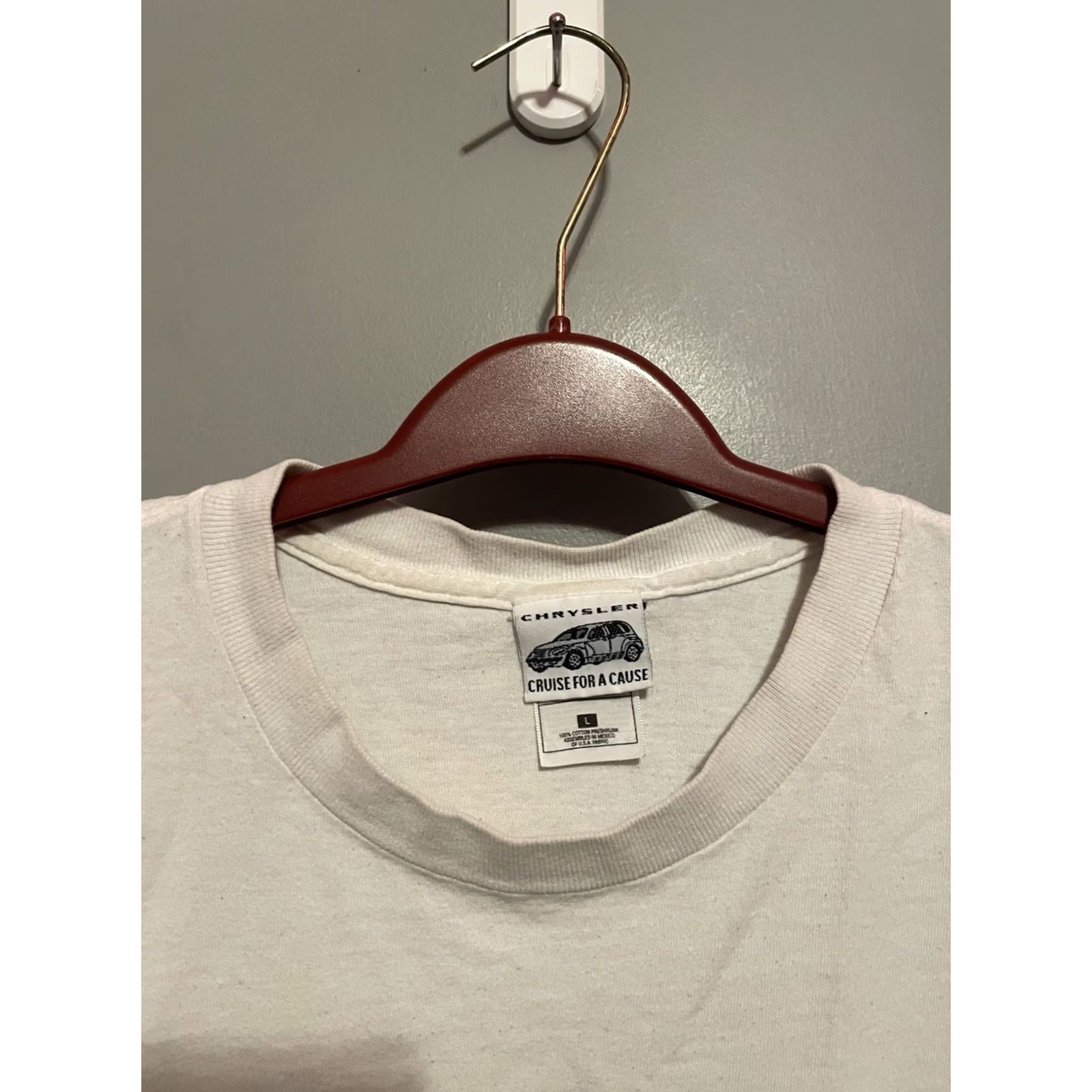 Vintage VINTAGE Chrysler T-Shirt Mens Size US L / EU 52-54 / 3 - 3 Thumbnail