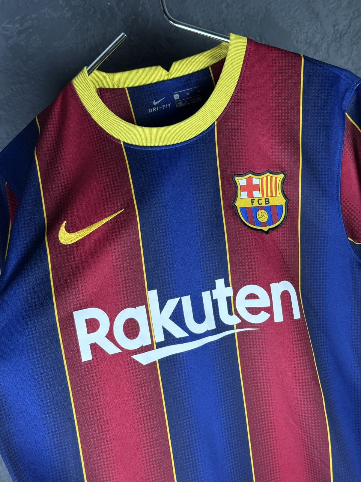 Nike Barcelona #10 MESSI Nike Football Home Jersey 2020-21 Size US M / EU 48-50 / 2 - 4 Thumbnail