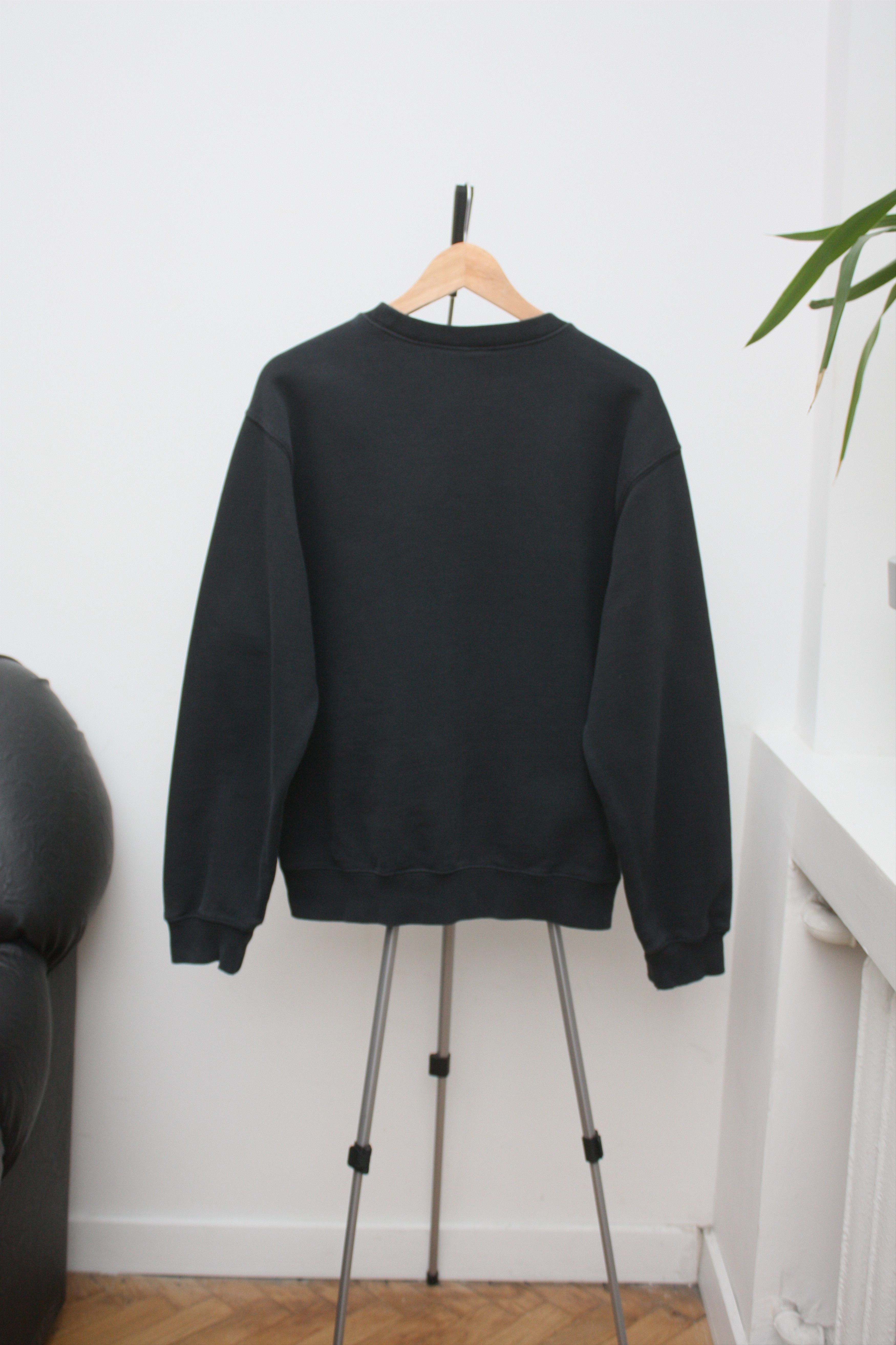 Carhartt Carhartt Emroidered Logo Vintage Sweatshirt Medium Size US M / EU 48-50 / 2 - 3 Thumbnail