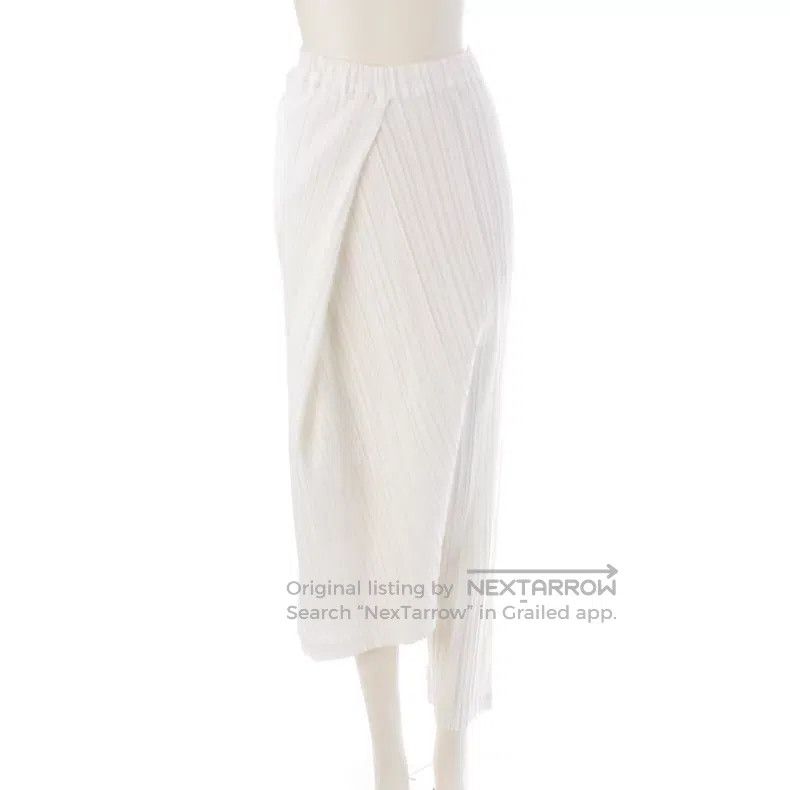 Issey Miyake Issey Miyake Ruched Midi Skirt Size 25" / US 0 / IT 36 - 1 Thumbnail