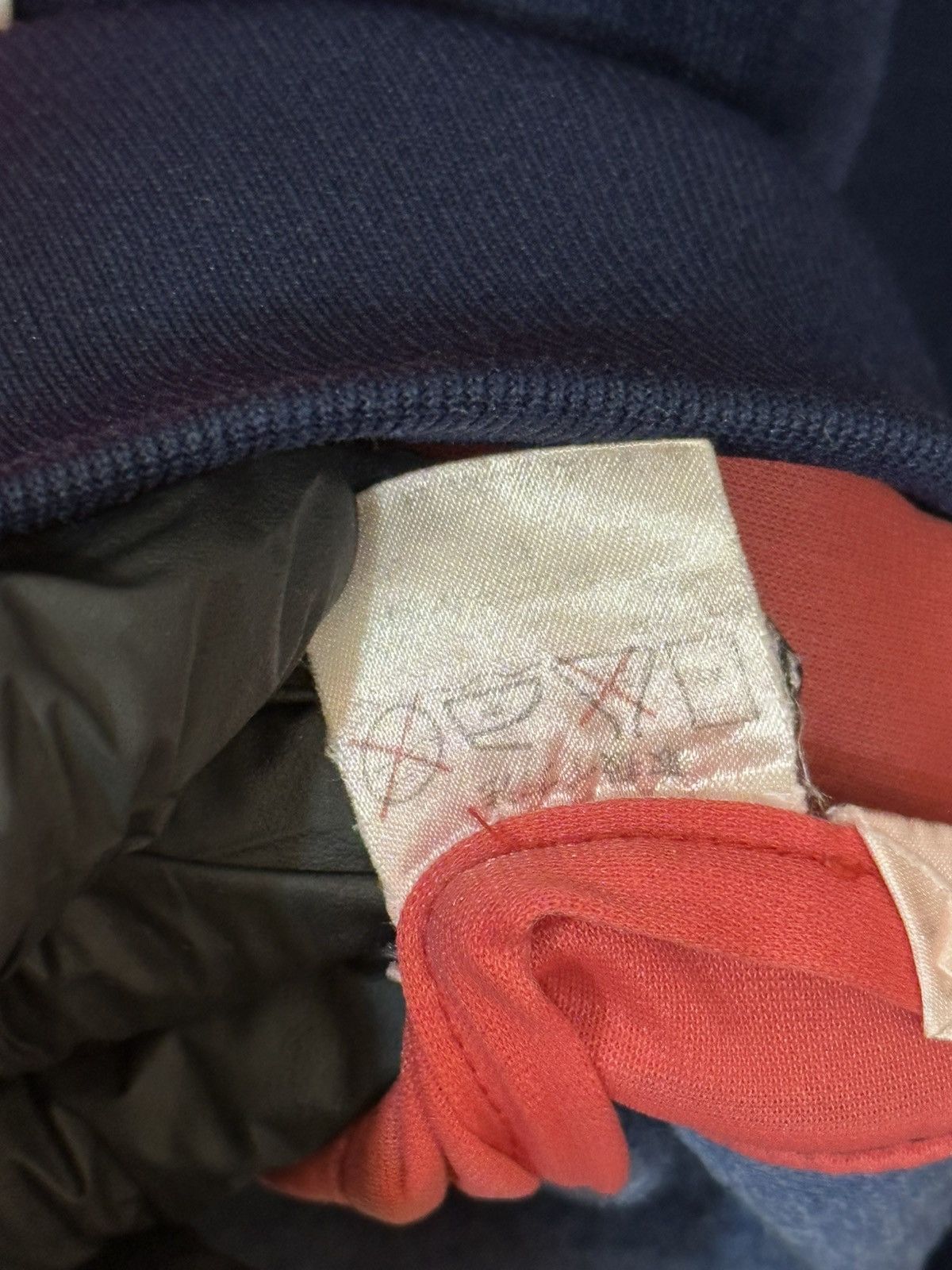 Sergio Tacchini vintage Sergio Tacchini red and blue tracksuit top. Size US L / EU 52-54 / 3 - 13 Thumbnail