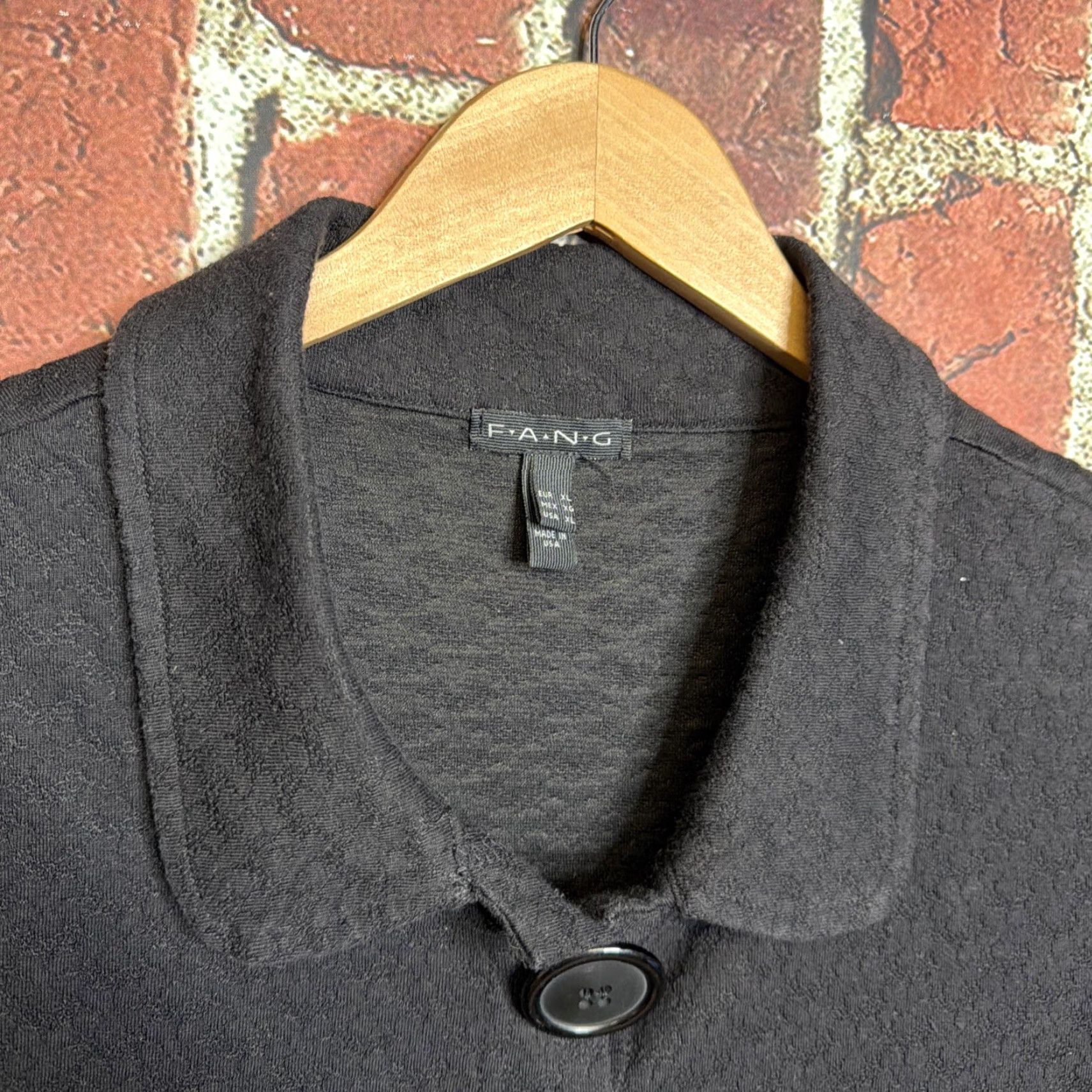 Vintage Fang Black Button Down Top XL Womens Button-Up Shirt Casual Fall Button Black Fang Women's XL Size XL / US 12-14 / IT 48-50 - 2 Thumbnail
