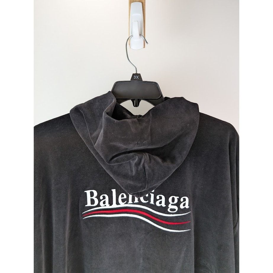Balenciaga o1rshd1 Oversized Zip-Up Hoodies in Black/White Size US M / EU 48-50 / 2 - 14 Thumbnail
