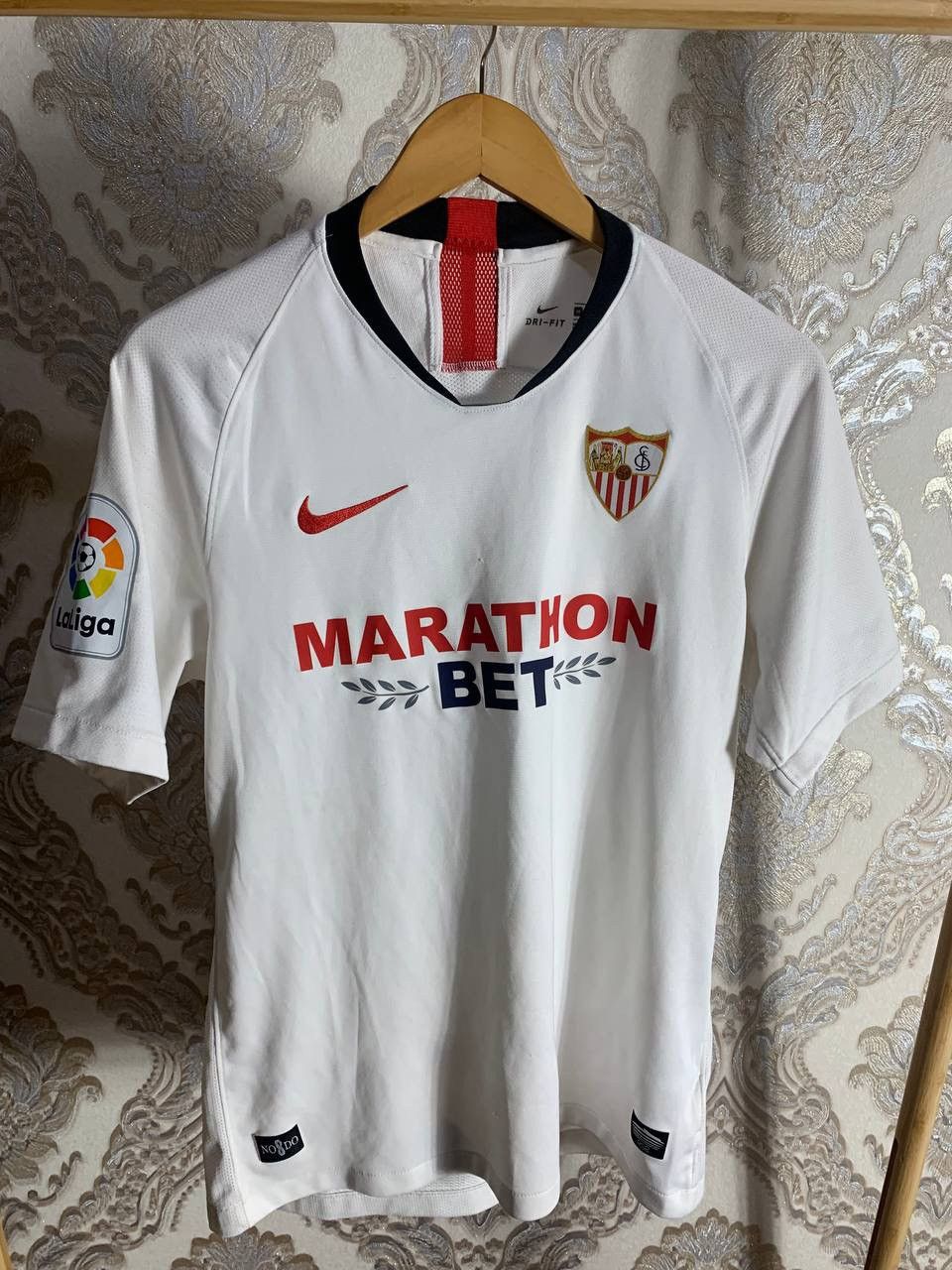 Nike VERY RARE NIKE FC SEVILLA SPAIN SOCCER JERSEY RETRO Y2K 90s Size US M / EU 48-50 / 2 - 2 Thumbnail