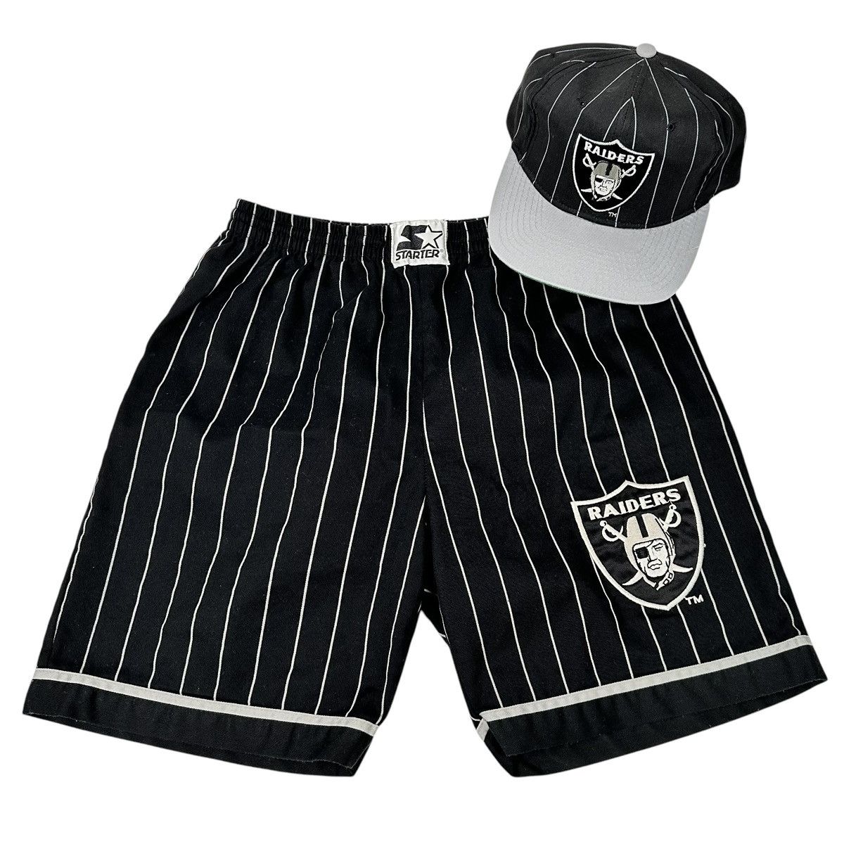 NFL × Starter × Vintage Vintage Starter Los Angeles Raiders Pinstripe Hat & Shorts Size US 30 / EU 46 - 1 Thumbnail