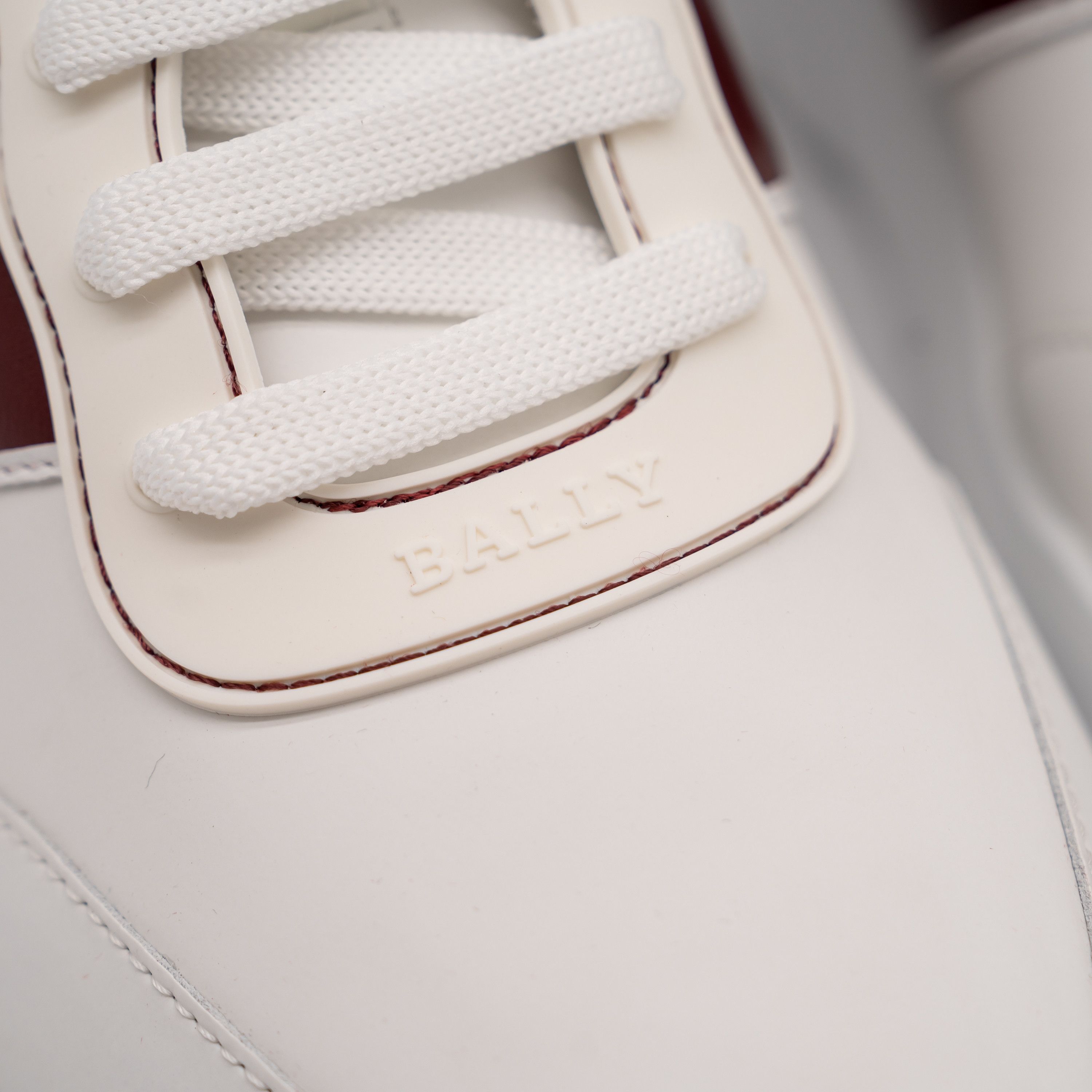 Bally 13 Bally Bronnye White Red Sneakers Leather Size US 13 / EU 46 - 8 Thumbnail