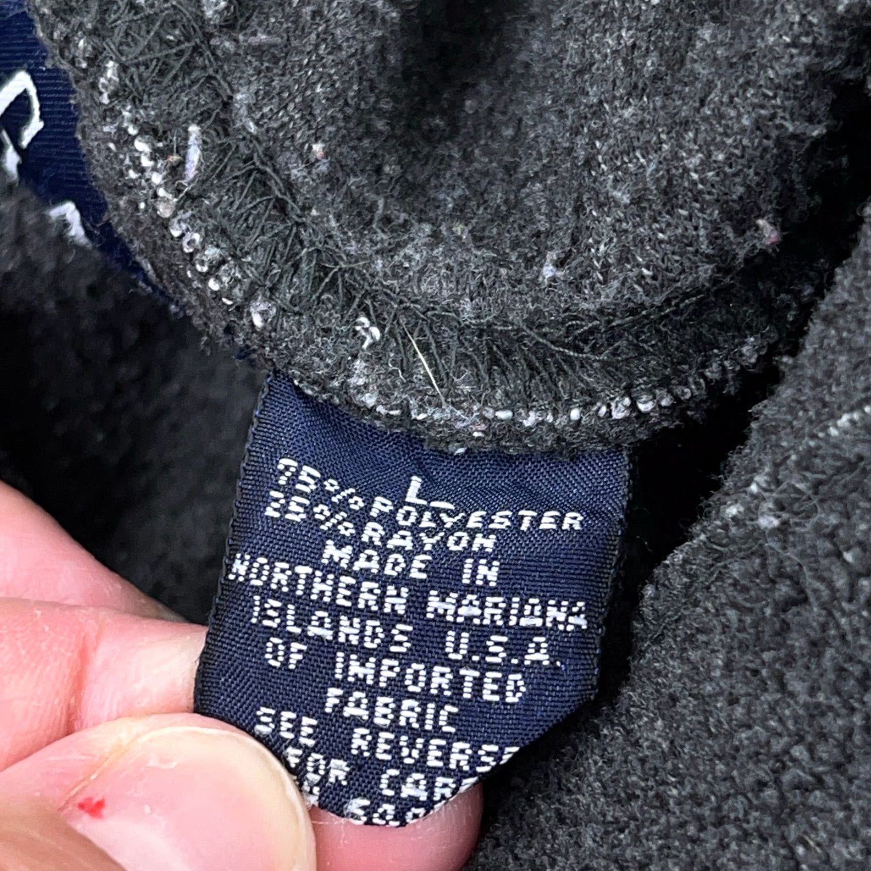 Gap VINTAGE Gap Hoodie Men L Gray 90s Grunge Logo Embroidered Fleece Pullover Athletic Sports Graphic Print Heavyweight Hooded Casual Pullover Mens Size US L / EU 52-54 / 3 - 4 Thumbnail