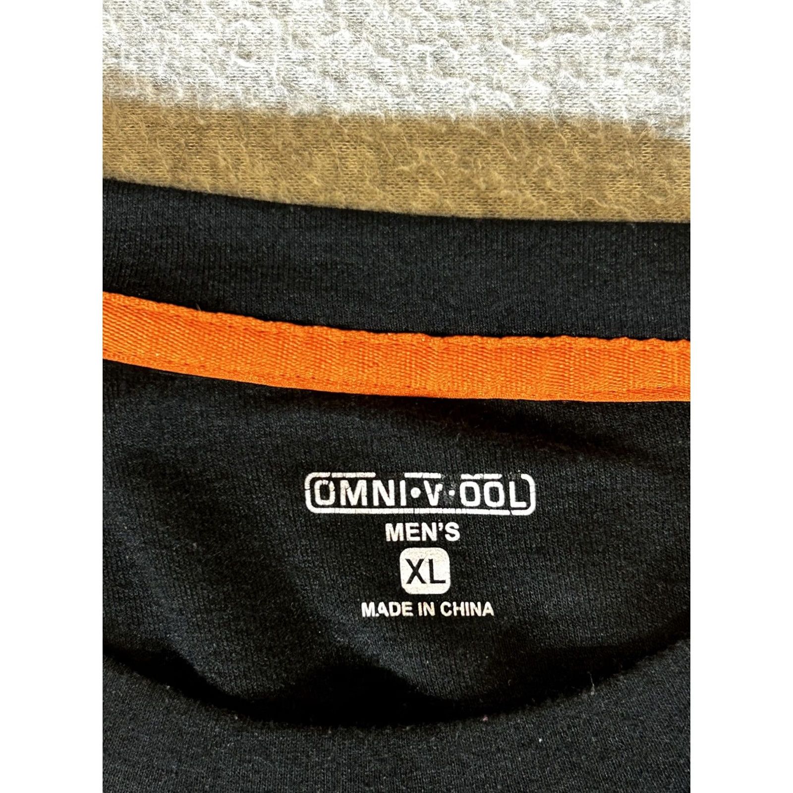 Layer 8 Omni Wool Shirt Mens XL Black Long Sleeve Thermal Base Layer Lightweight Top Size US XL / EU 56 / 4 - 7 Thumbnail