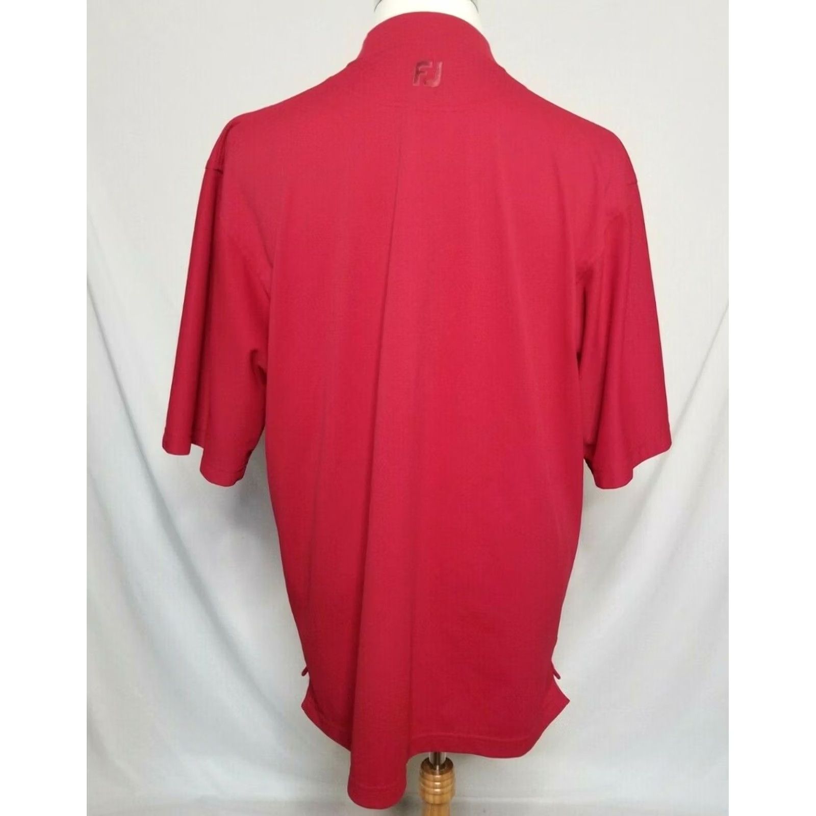 Footjoy FootJoy Mens L Golf Shirt Short Sleeve Tee T-Shirt Red Solid Size US L / EU 52-54 / 3 - 4 Thumbnail