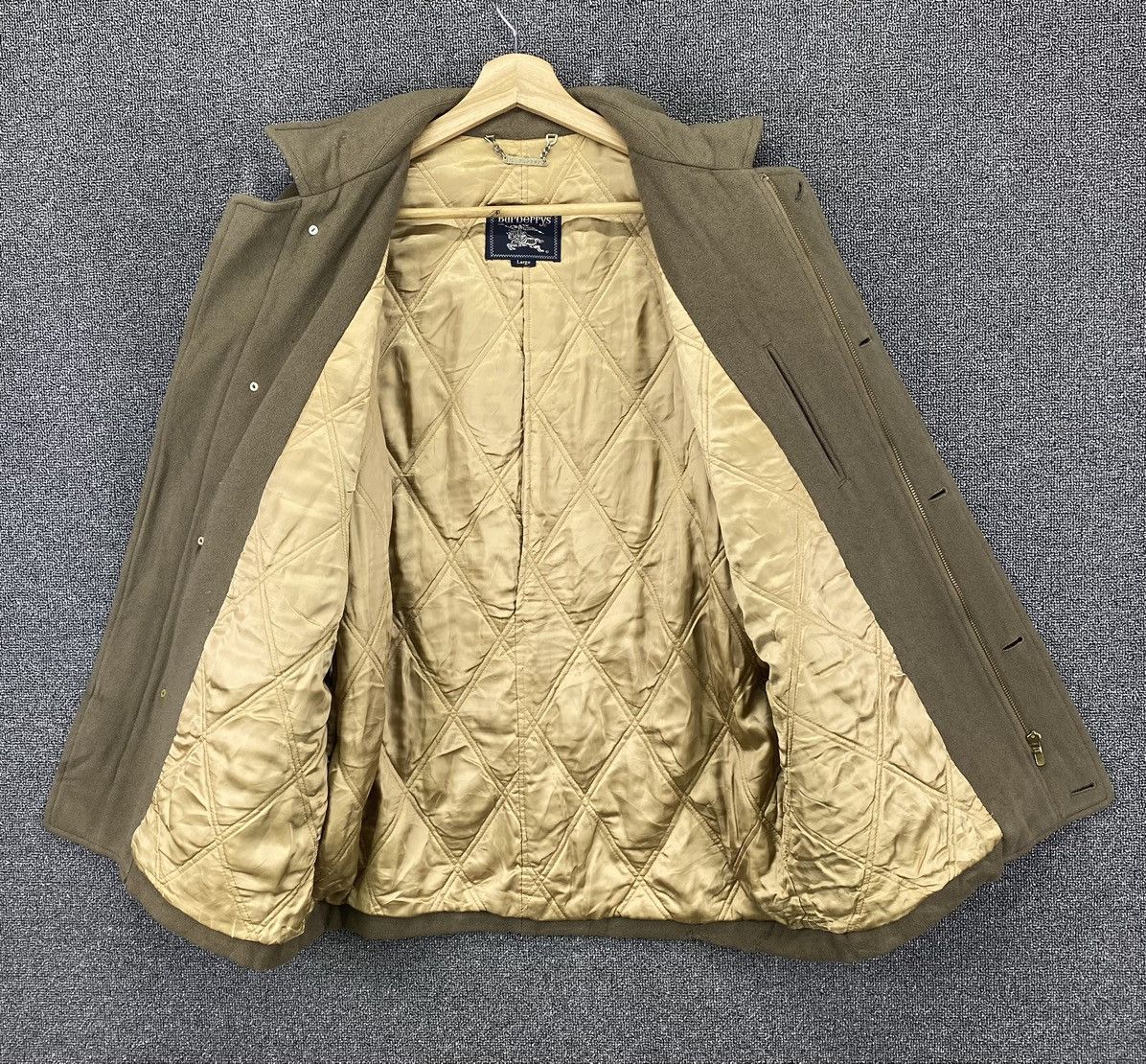 Burberry Vintage 90s Burberry Flaps Pocket Wool Jacket Size US L / EU 52-54 / 3 - 6 Thumbnail
