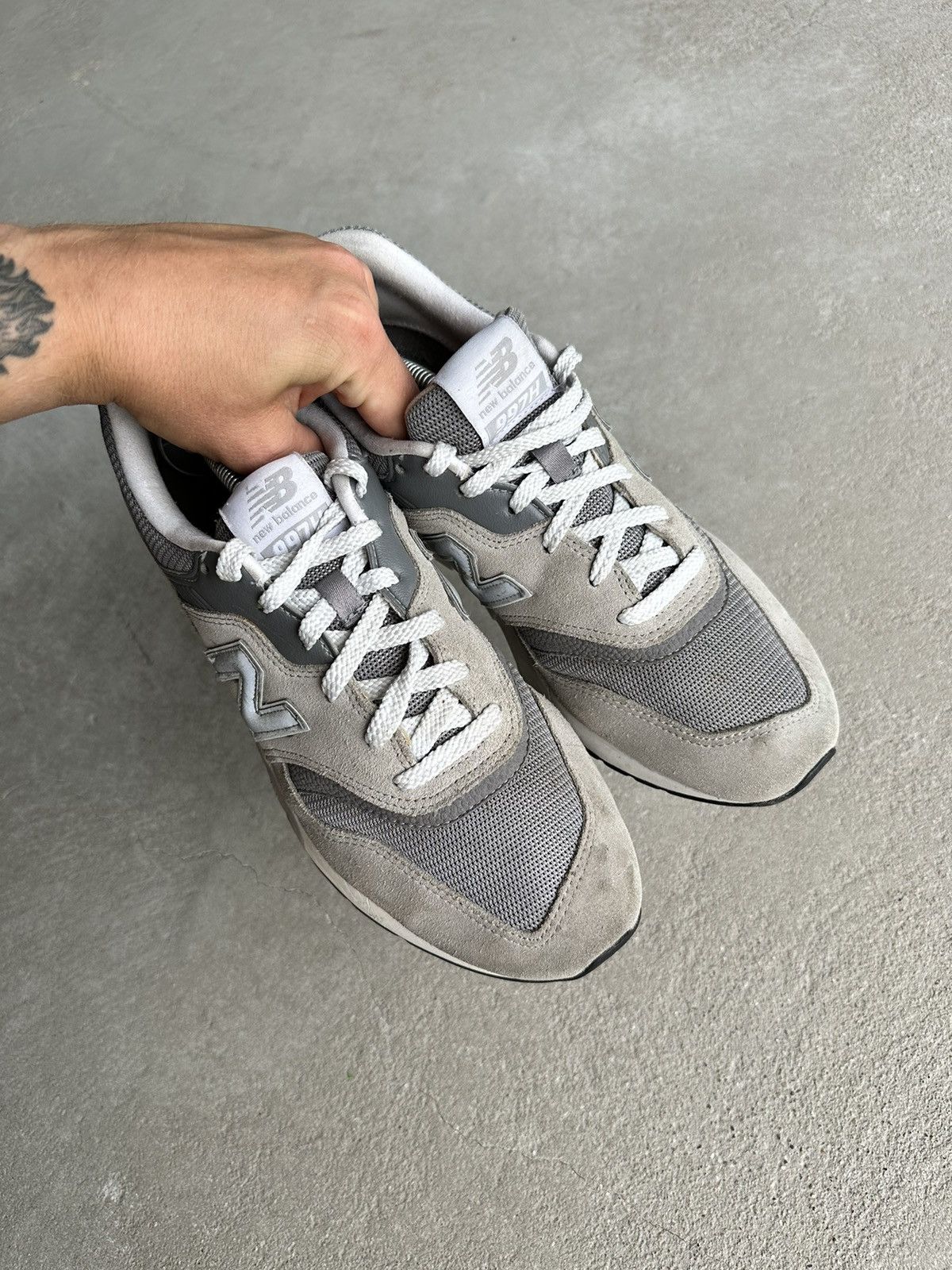 New Balance NEW BALANCE 997H Size US 9.5 / EU 42-43 - 17 Thumbnail