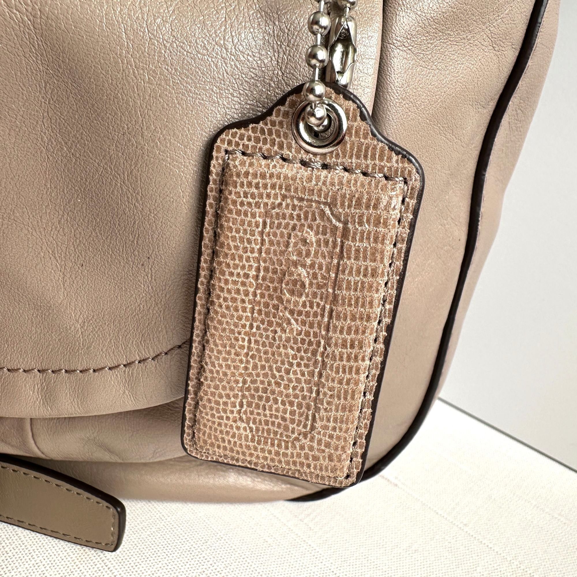 Coach Coach Kristin Beige Leather Shoulder Bag Size ONE SIZE - 4 Thumbnail