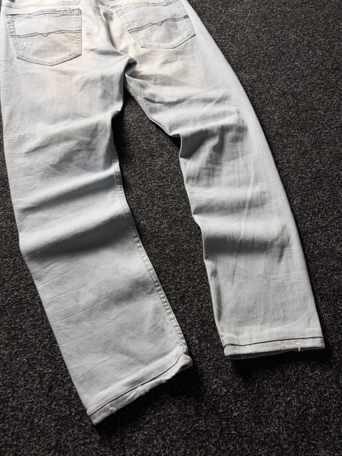 Diesel 00s Diesel Industry Light Wash Distressed Jeans Y2K Italy Size US 34 / EU 50 - 17 Thumbnail