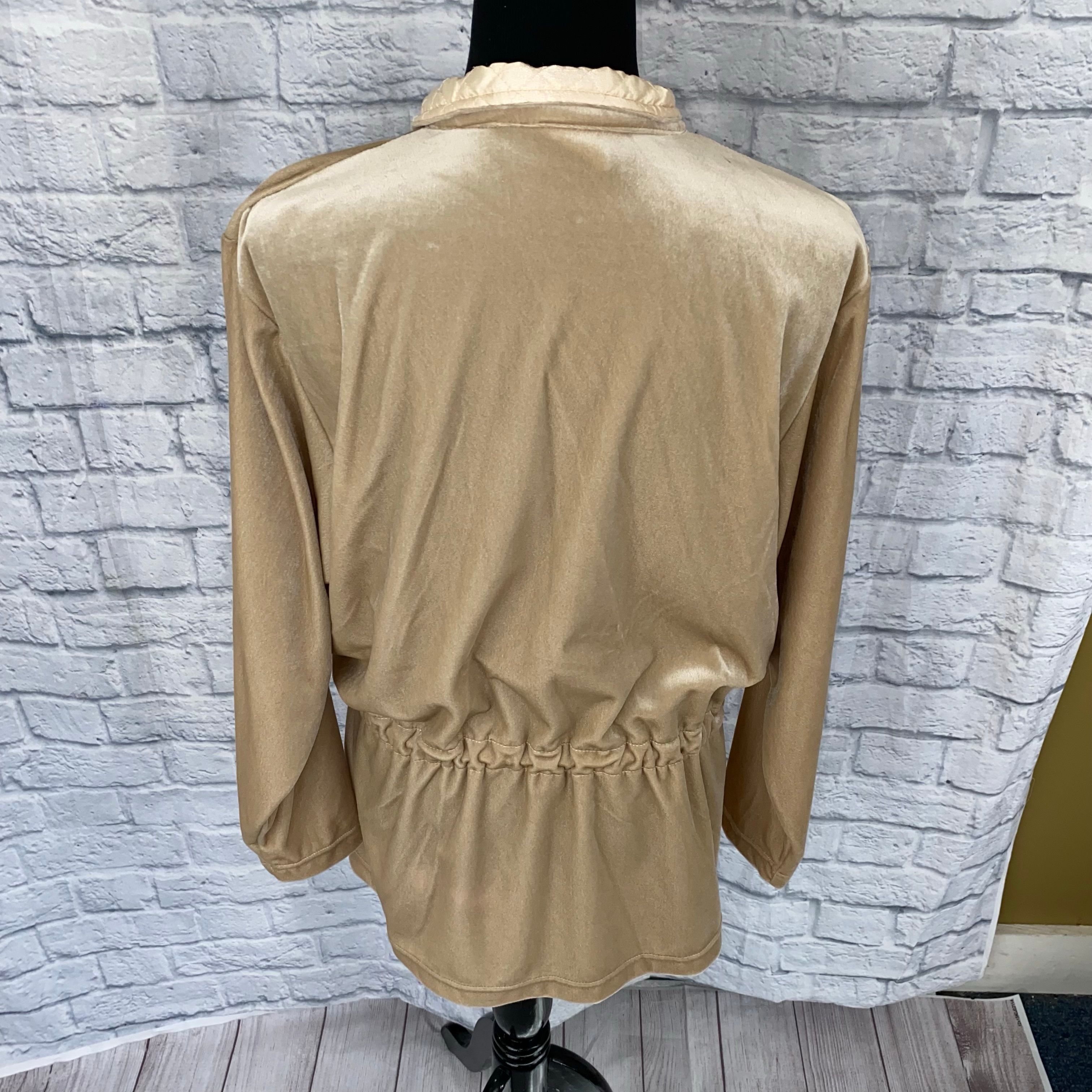 Other Villager sport a Liz Claiborne co velour jacket gold women s Size M / US 6-8 / IT 42-44 - 15 Thumbnail