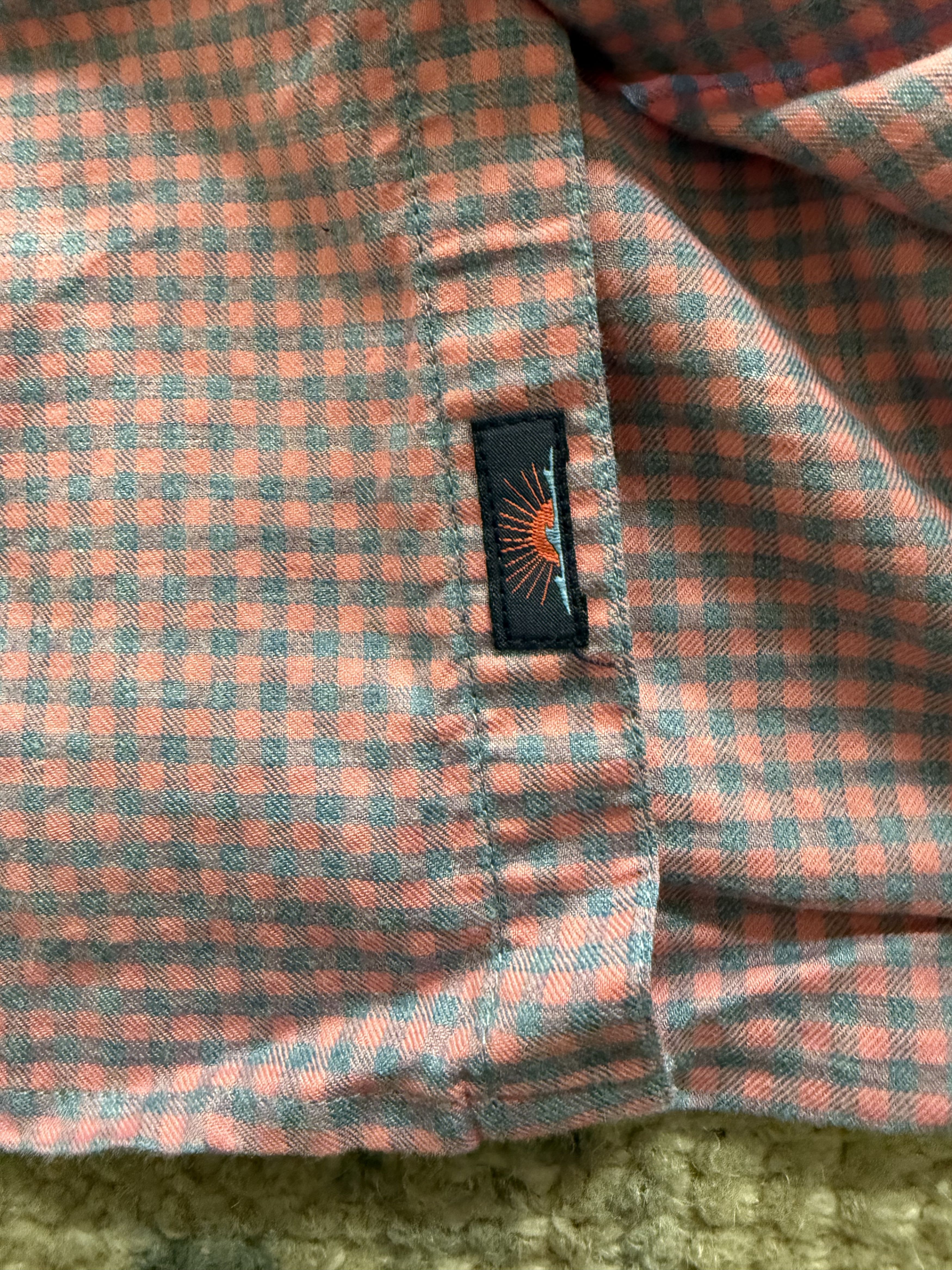 Faherty Faherty Dusty Pink & Blue Check Flannel Button Down Size US L / EU 52-54 / 3 - 5 Thumbnail