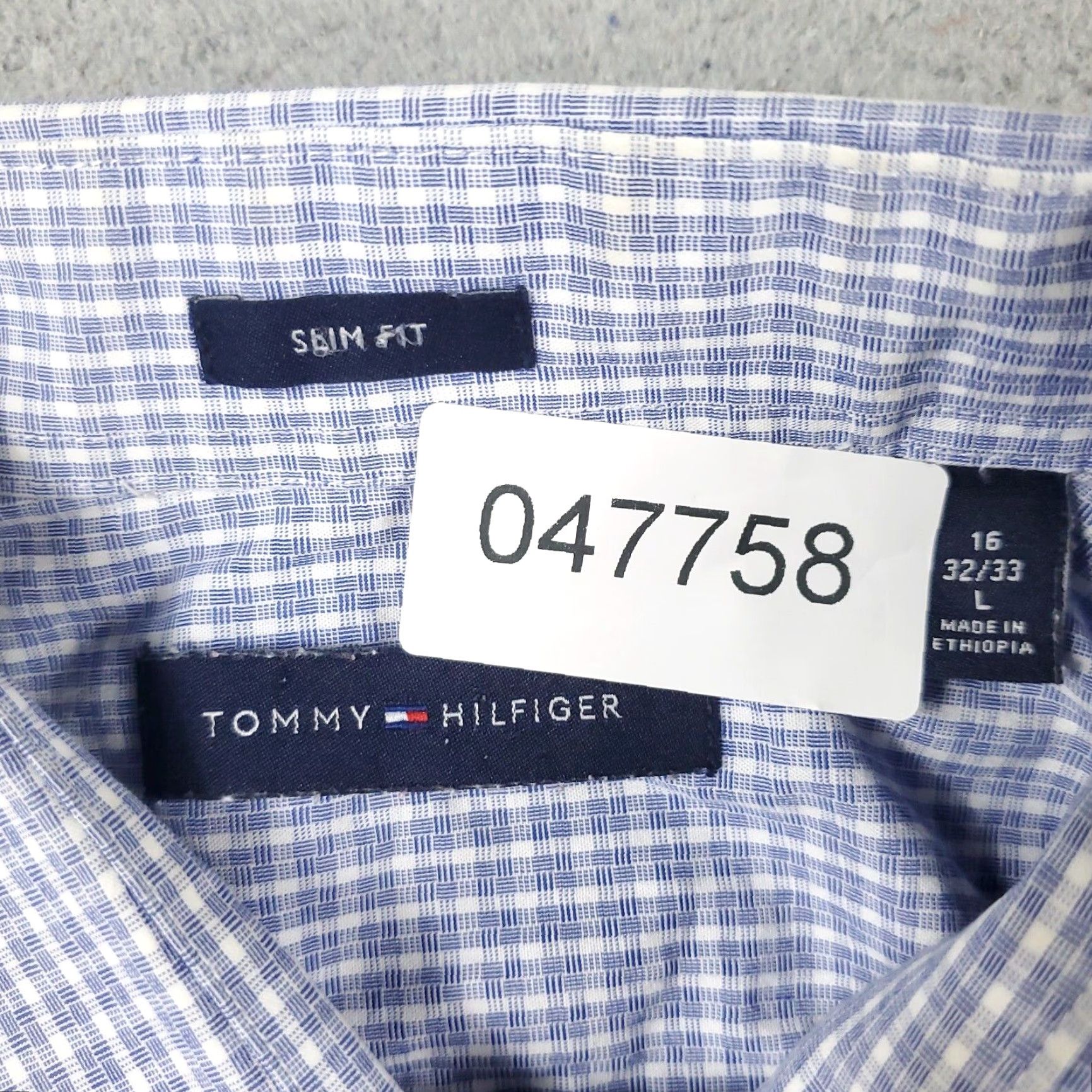 Tommy Hilfiger Tommy Hilfiger Button-Up Shirt Mens Large Blue Plaid Long Sleeve Casual Size US L / EU 52-54 / 3 - 6 Thumbnail
