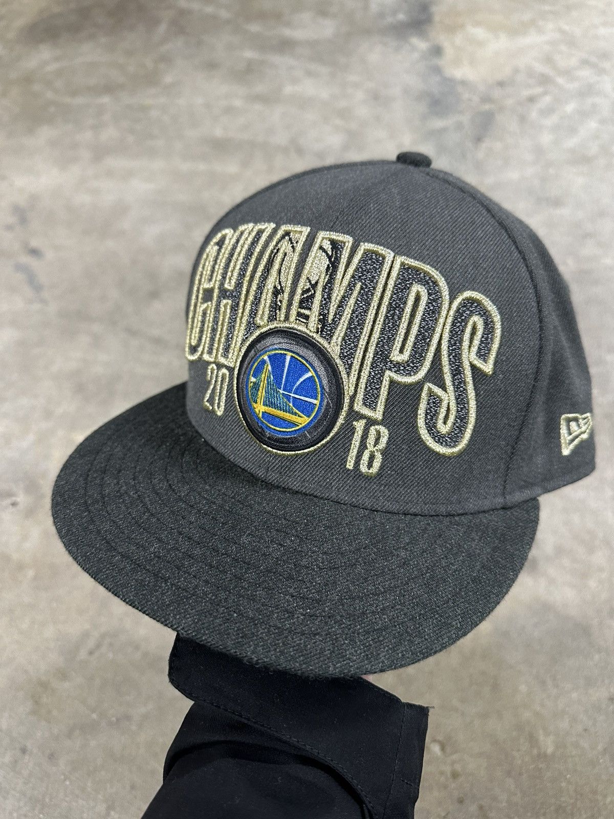 NBA × New Era × Vintage New Era 2018 Golden State Warriors Champs Snapback NBA Size ONE SIZE - 3 Thumbnail