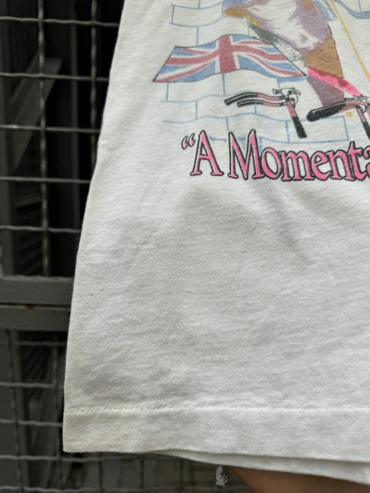 Band Tees Vintage Pink Floyd 1988 Tour Shirt A Momentary Laps Tee Size US M / EU 48-50 / 2 - 10 Thumbnail