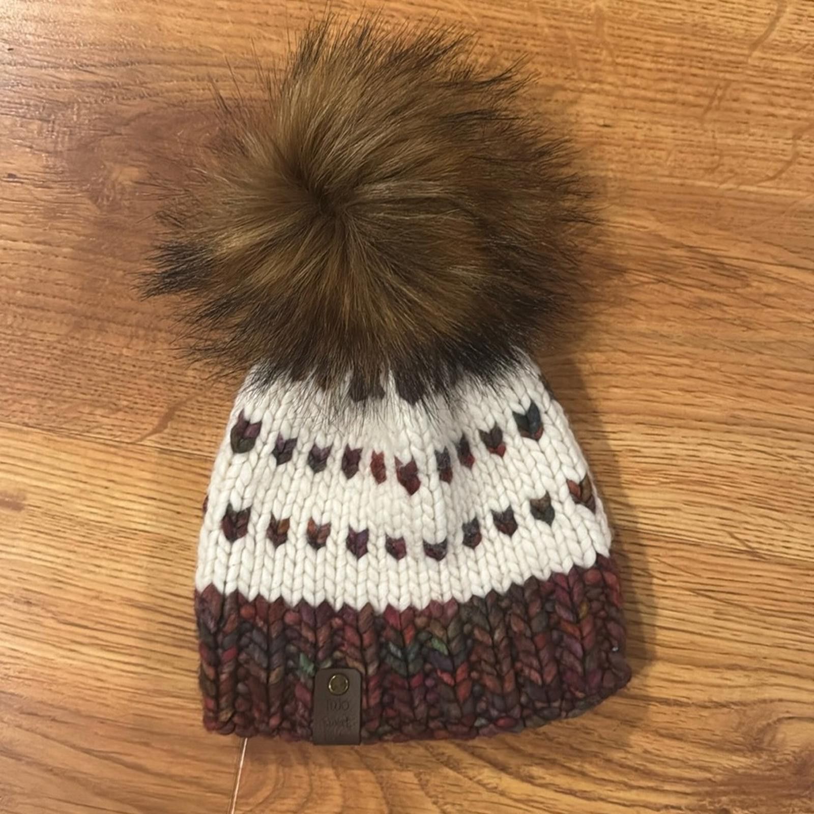 Other Two Sweet Knits Hat Size ONE SIZE - 1 Thumbnail