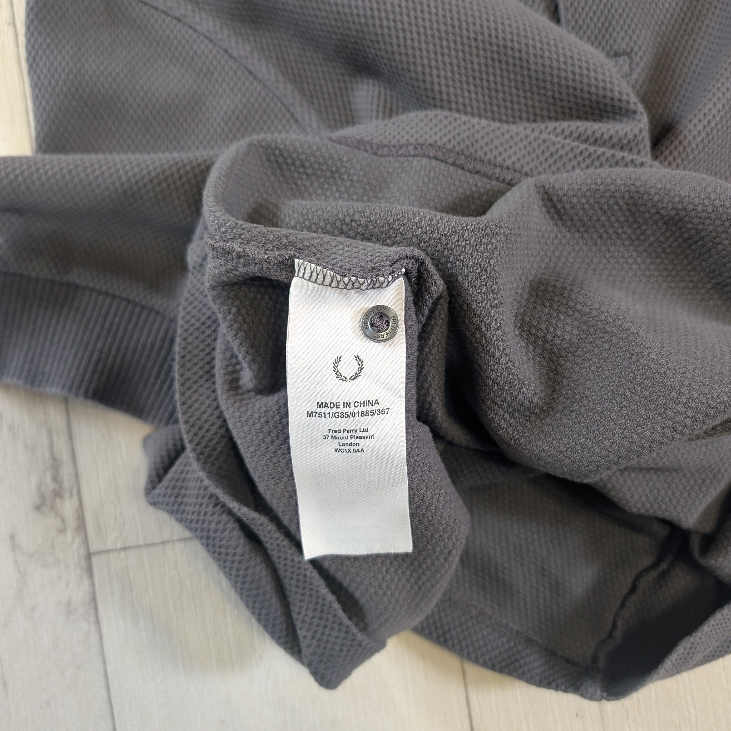 Fred Perry Fred Perry Knit Polo Shirt Size M Gray Classic Retro Style Size US M / EU 48-50 / 2 - 11 Thumbnail