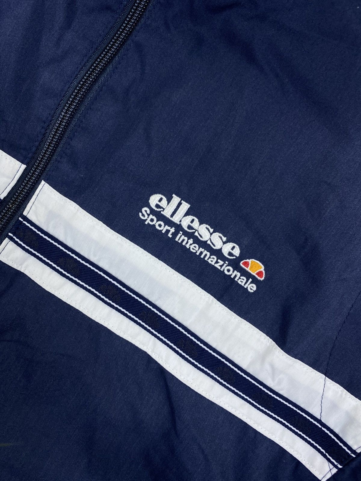 Ellesse Vintage Ellesse Sleeveless Zipper Vest Size US M / EU 48-50 / 2 - 7 Thumbnail
