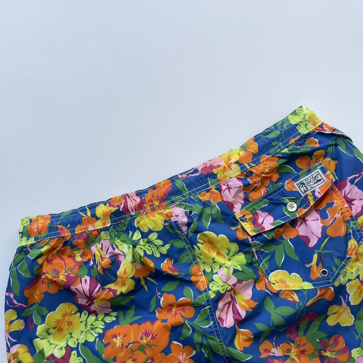 Polo Ralph Lauren × Ralph Lauren × Vintage Polo Ralph Lauren Vintage Nylon Flowers Printed Swim Shorts Size US 38 / EU 54 - 6 Thumbnail