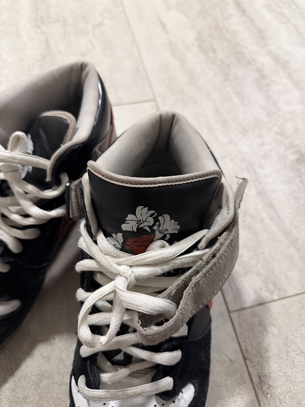 Nike SB Nike SB November Rain Size US 12 / EU 45 - 4 Thumbnail