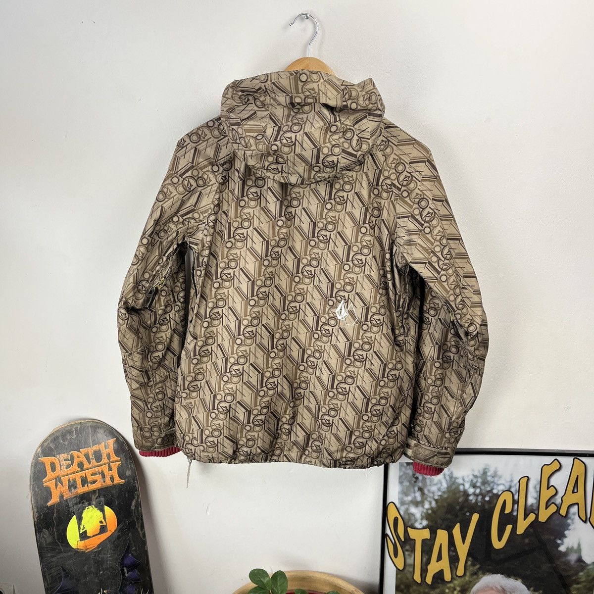 Volcom Vintage Ski Jacket Volcom Gore-Tex 3 in 1 Snowboard hiking Size US S / EU 44-46 / 1 - 2 Thumbnail