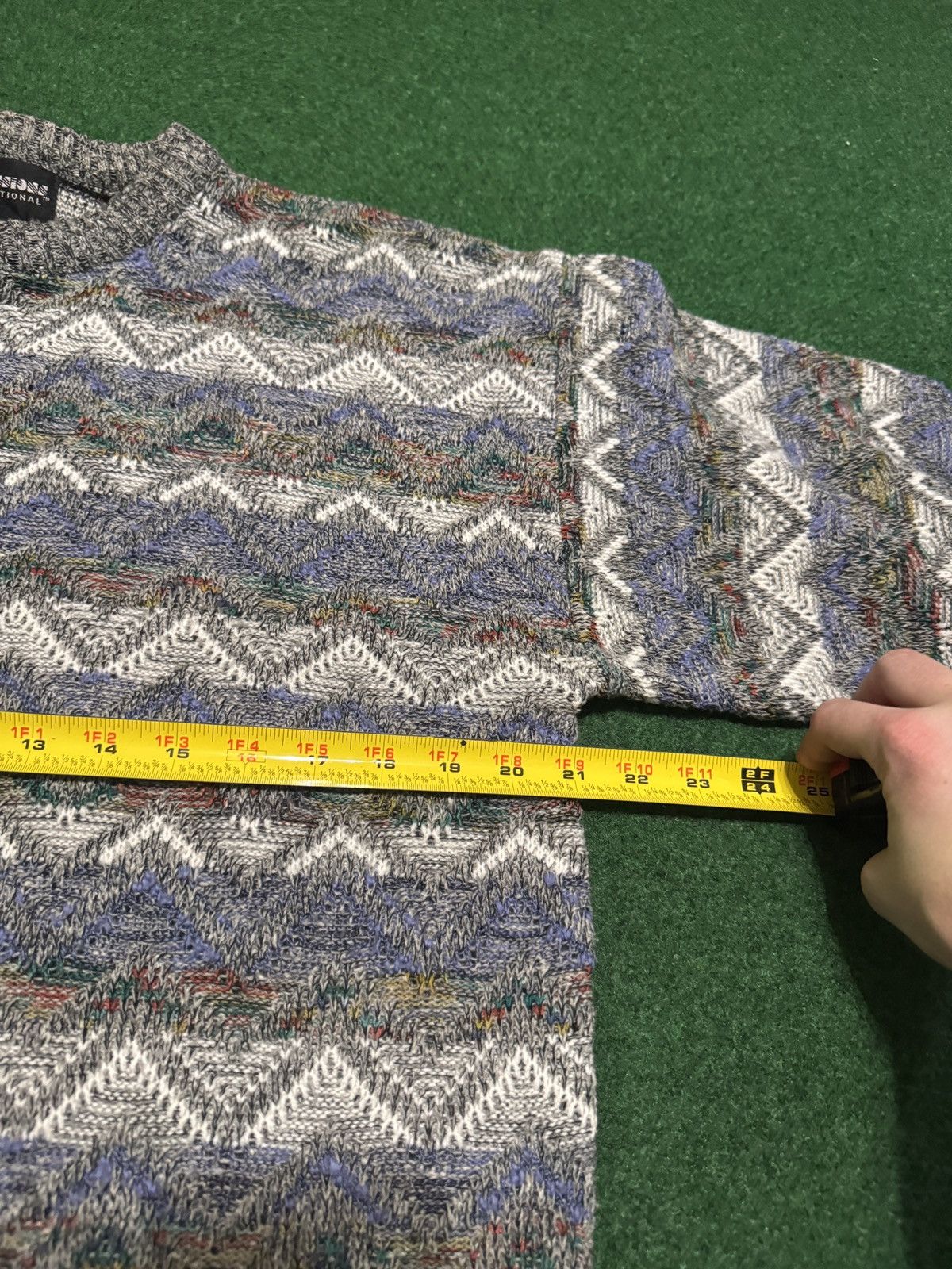 Tundra Vintage 80s 90s Expressions Acrylic Coogi Style Sweater Size US L / EU 52-54 / 3 - 5 Thumbnail