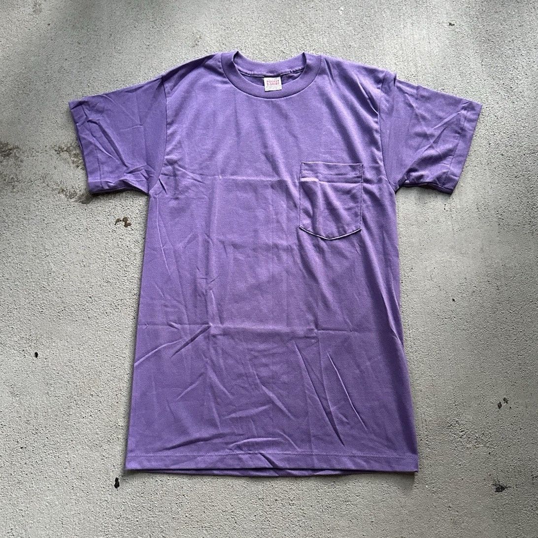 Vintage Vintage Blank Purple T-shirt With Front Pocket Size Medium Size US M / EU 48-50 / 2 - 1 Thumbnail