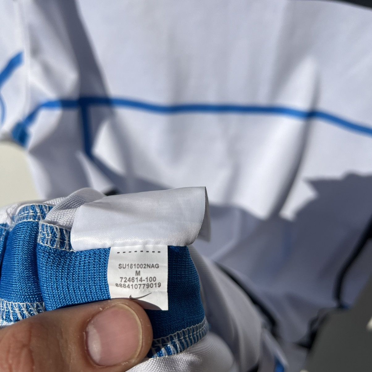 Other Inter Milan jersey (fake ) Size US M / EU 48-50 / 2 - 8 Thumbnail