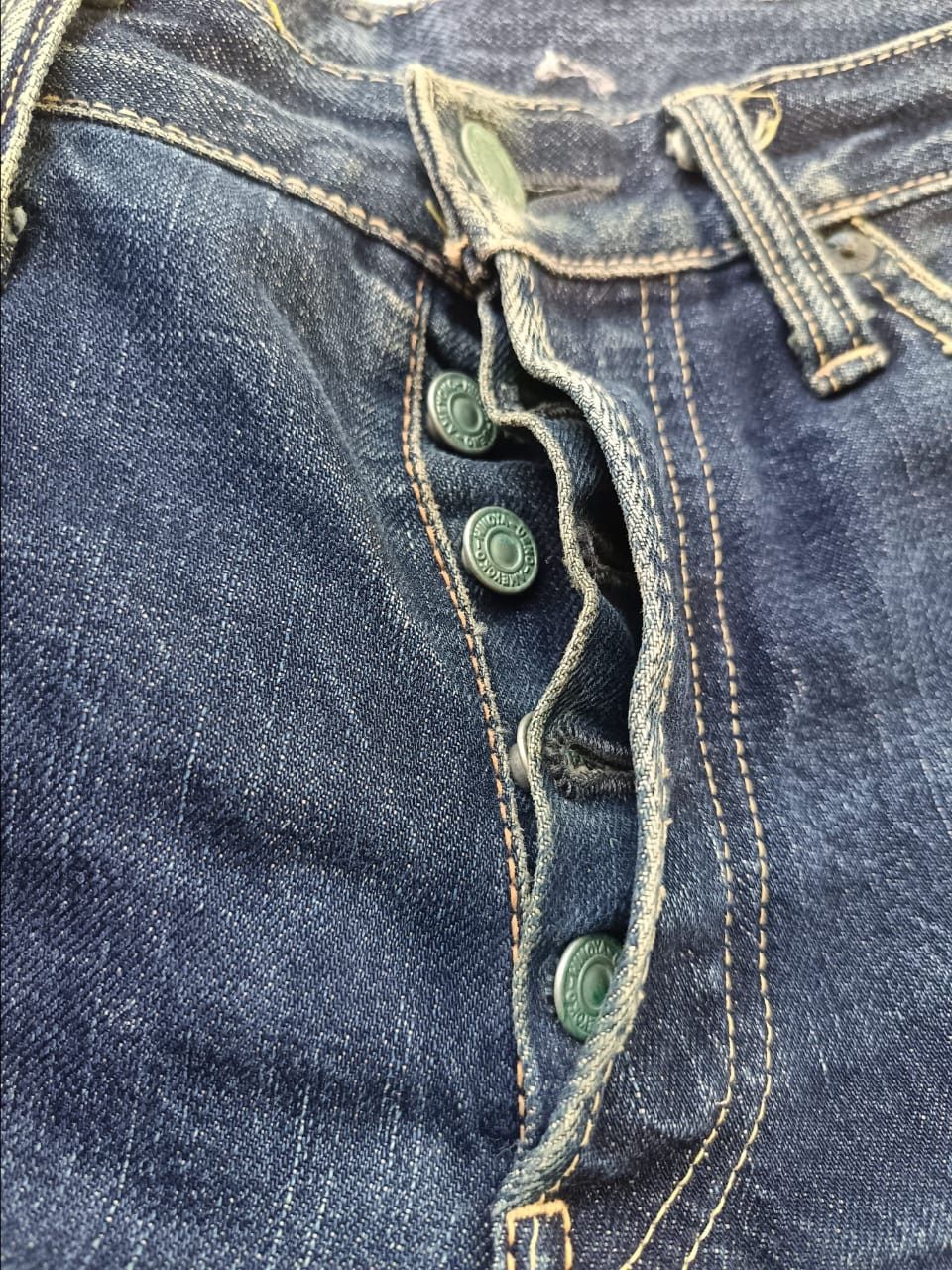Japanese Brand Burgus plus nice distressed slevege jeans made in Japan Size US 29 - 7 Thumbnail