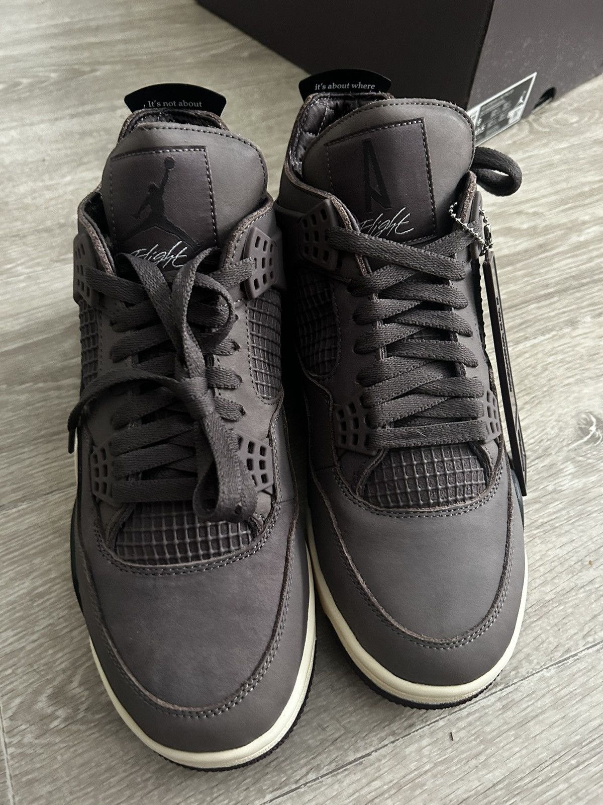 A Ma Maniere × Nike Jordan 4 Retro SP x À Ma Manière Size US 9 / EU 42 - 3 Thumbnail