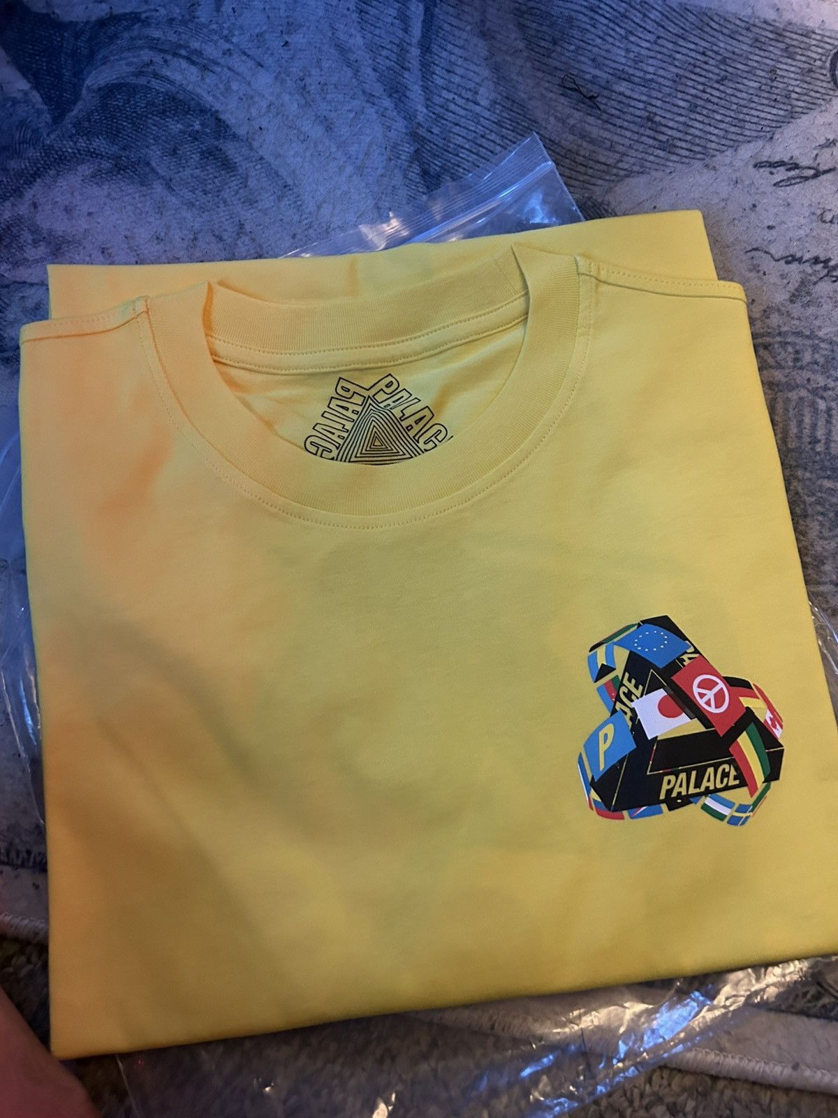 Palace Palace Tri Flag Yellow T Shirt XL Size US XL / EU 56 / 4 - 1 Thumbnail