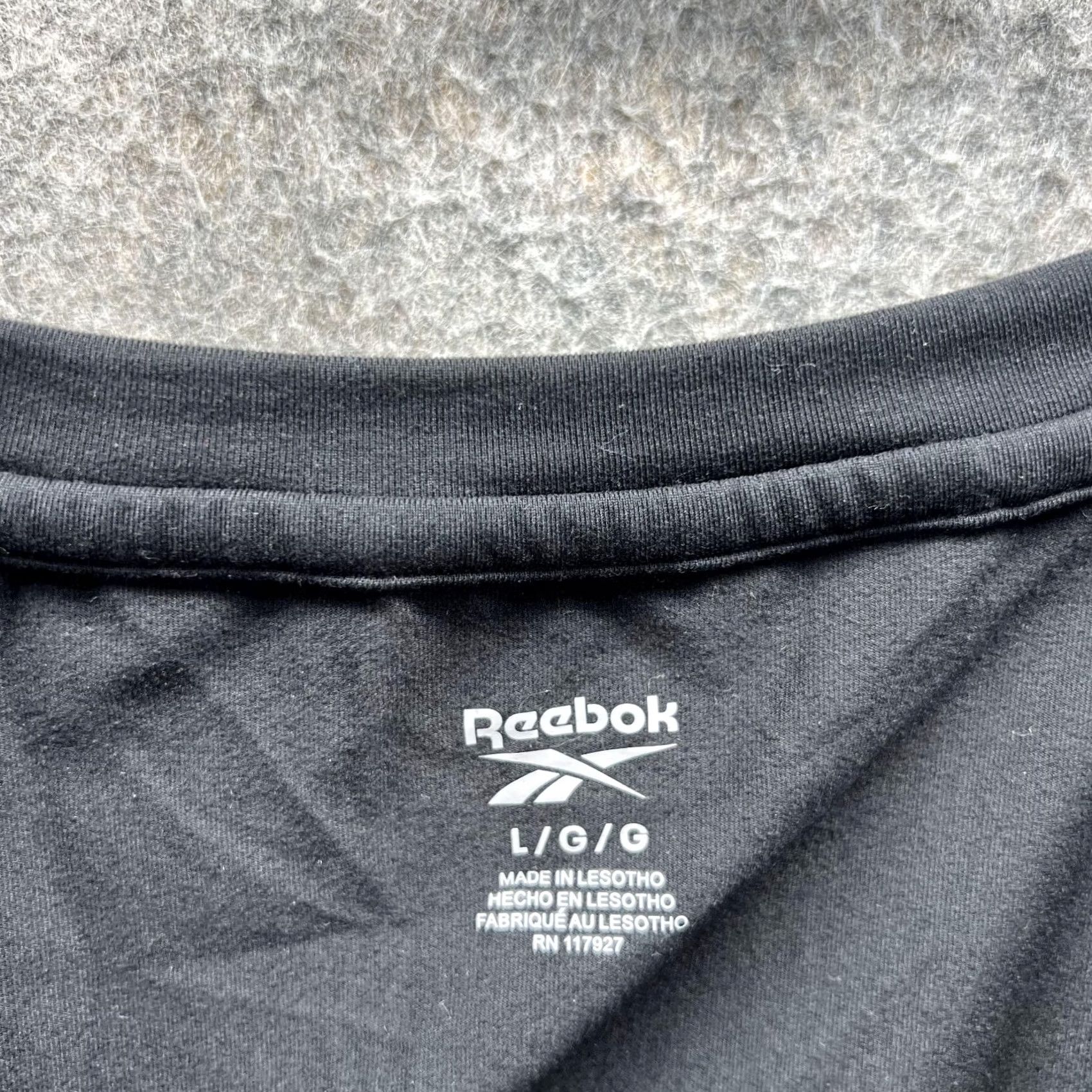Reebok Reebok Shirt Women Large Black Athletic Training Crewneck Short Sleeve T-Shirt Best for Casual Sports Activewear Size L / US 10 / IT 46 - 5 Thumbnail